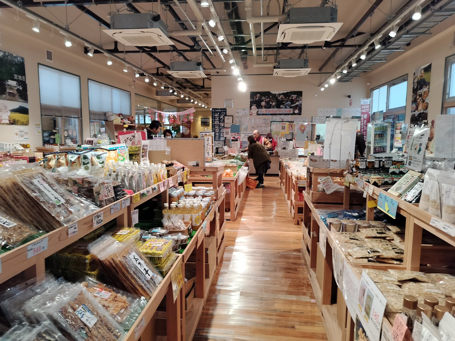 熊本天草┃小學校重生!600快樂村民都是假人「道之驛宮地岳稻草人村」特色景點 吃飯伴手禮蕎麥麵體驗 夏天挑戰測膽鬼屋天草自駕