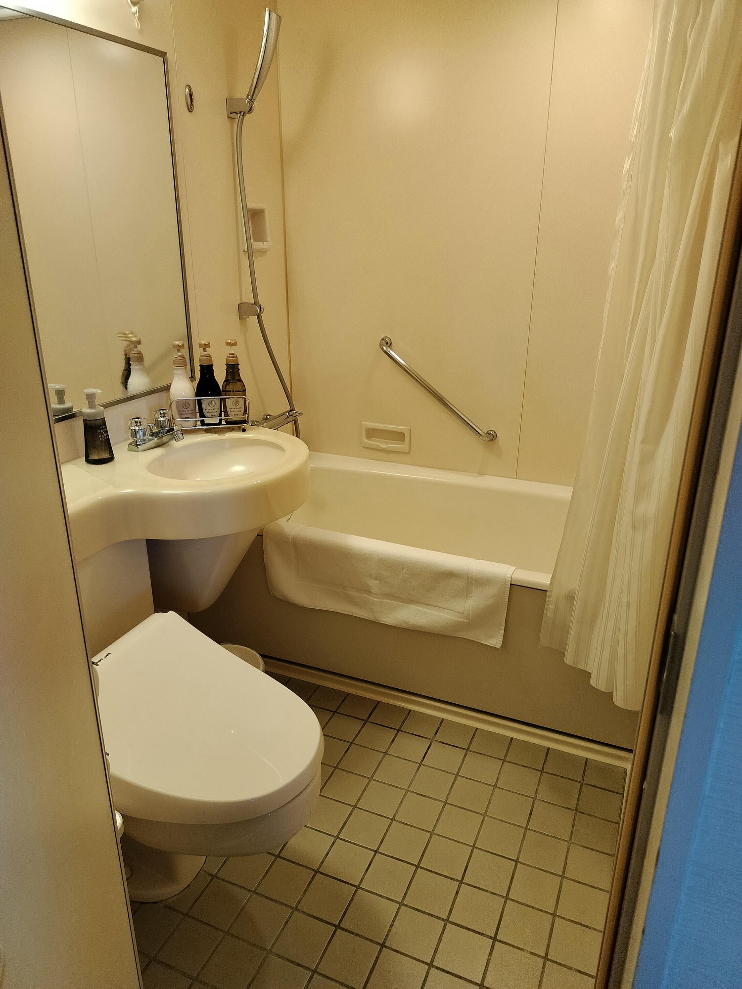 熊本市住宿┃直飛熊本JR熊本站前走1分 熊本新飯店(The New Hotel Kumamoto) 房間舒適早餐好吃 Bic Camera在隔壁 - 第15張圖 熊本市住宿┃直飛熊本JR熊本站前走1分 熊本新飯店(The New Hotel Kumamoto) 房間舒適早餐好吃 Bic Camera在隔壁