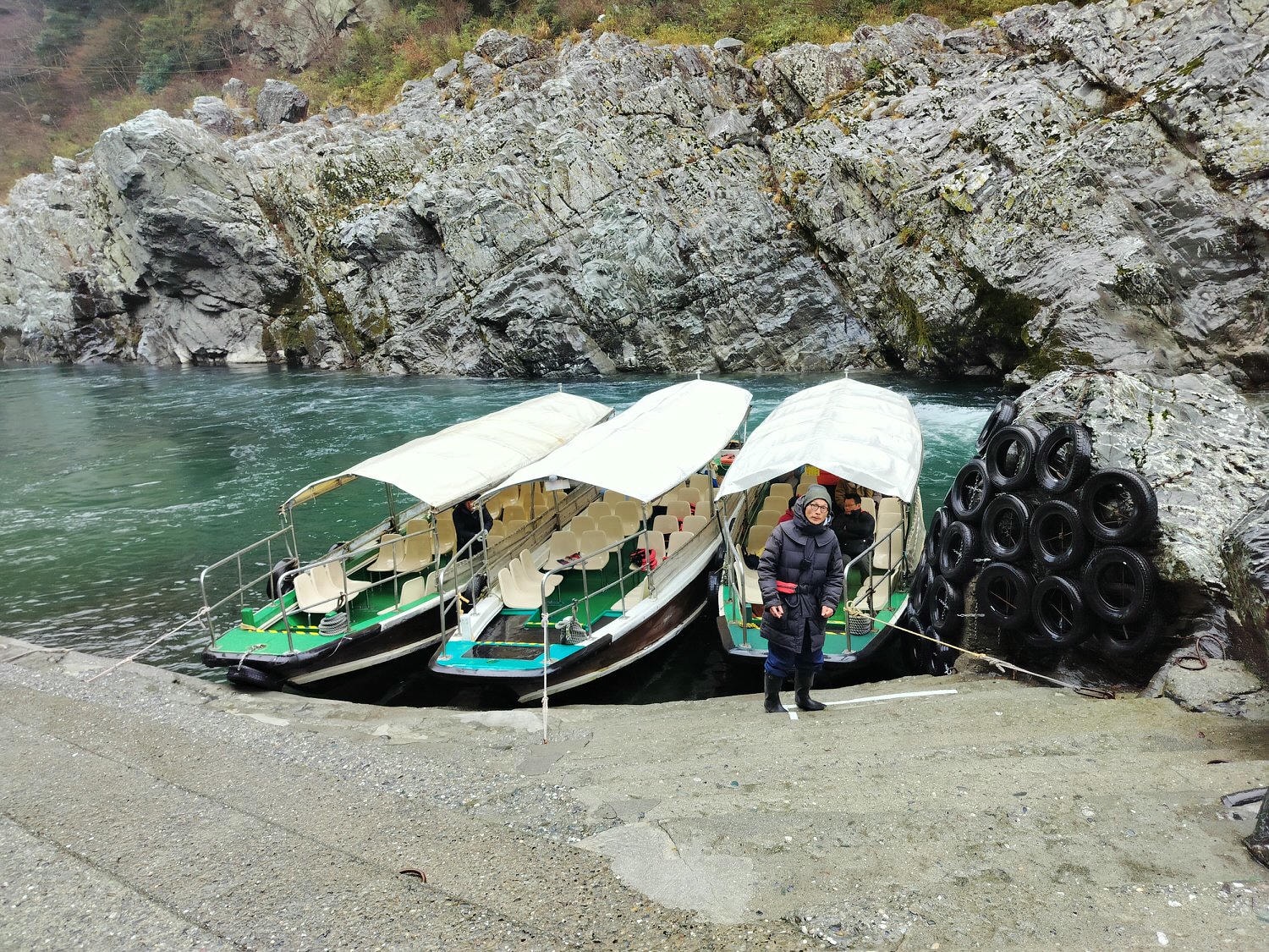 四國德島自由行┃秘境祖谷大步危包車預約教學 包車多少錢(三小時藤蔓橋小便小僧 巨木神社) - 第31張圖 四國德島自由行┃秘境祖谷大步危包車預約教學 包車多少錢(三小時藤蔓橋小便小僧 巨木神社)