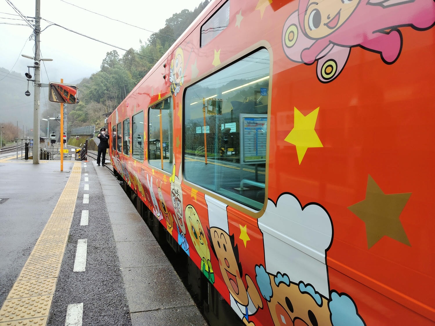 四國德島自由行┃秘境祖谷大步危包車預約教學 包車多少錢(三小時藤蔓橋小便小僧 巨木神社) - 第51張圖 四國德島自由行┃秘境祖谷大步危包車預約教學 包車多少錢(三小時藤蔓橋小便小僧 巨木神社)