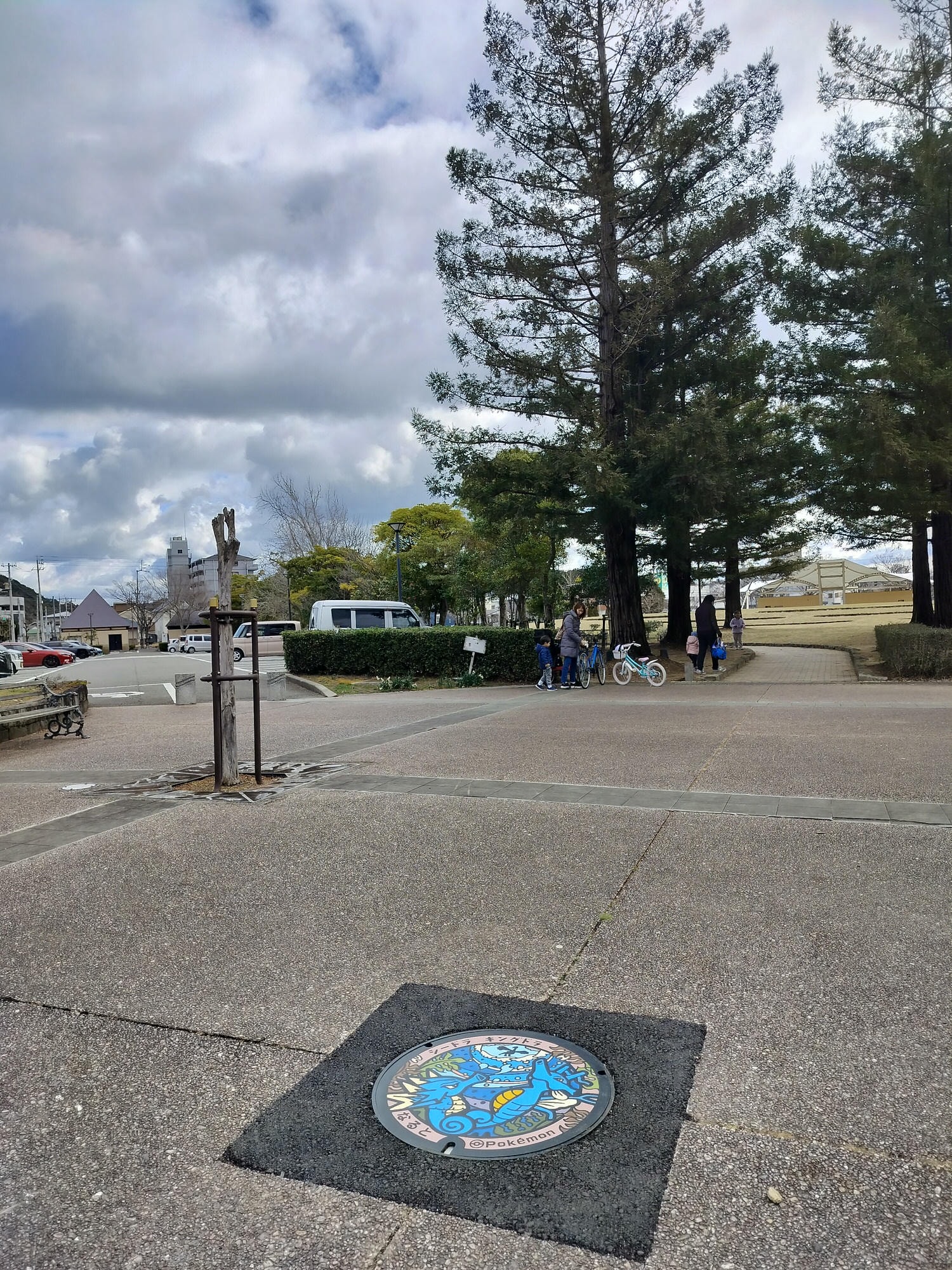 四國德島鳴門┃JR德島站去鳴門找「寶可夢彩繪人孔蓋」 水君 刺龍王 蚊香家族 計程車40分全捕獲 ポケふた