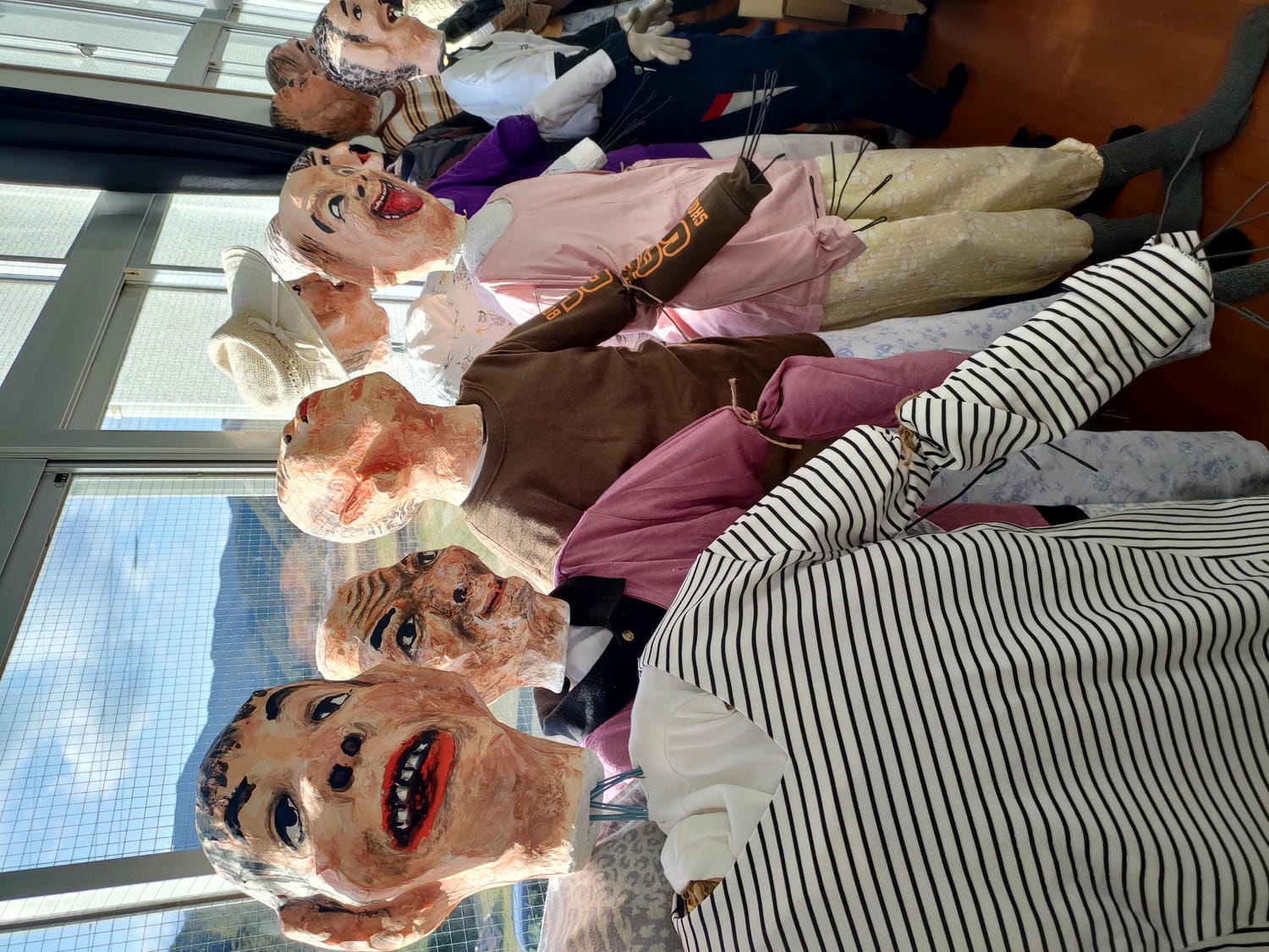 熊本天草景點┃快樂村民都是假人「道之驛宮地岳稻草人村」超有特色 熊本機場搭海豚小飛機30分到天草