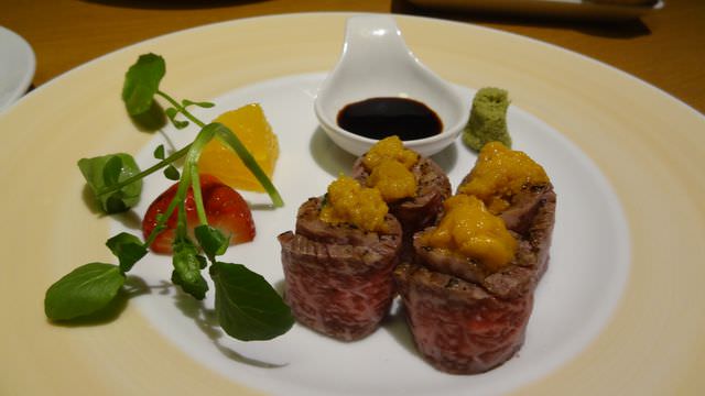 最推海膽和牛卷