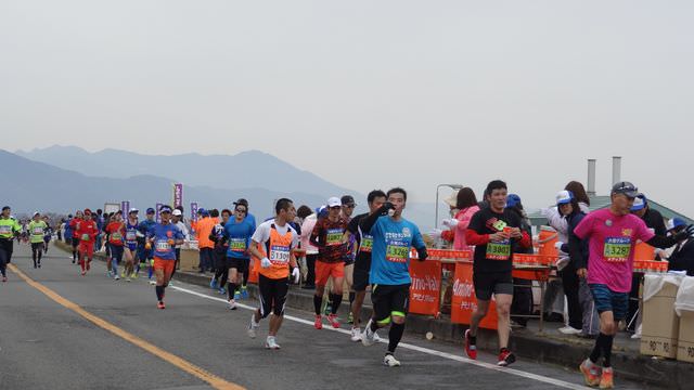 日本四國┃2017德島縣全馬馬拉松(10週年)四國最大 阿波舞全程加油 一路特產吃不完 超推
