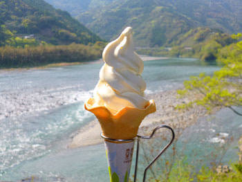 日本四國┃高知縣 一訪藍透美清流「仁淀川」 周邊魅力景點(上)