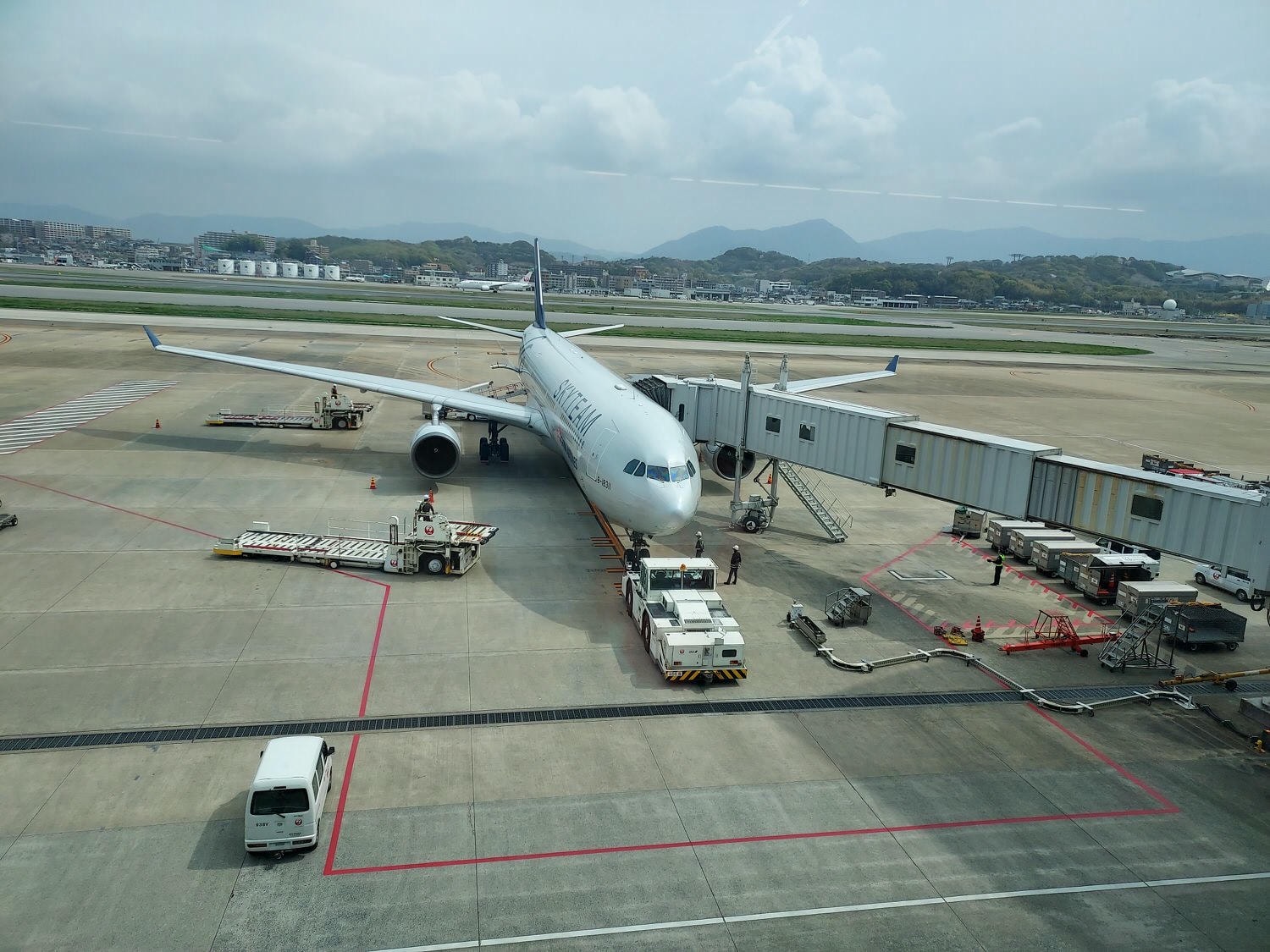 星宇航空┃ STARLUX Airlines星宇飛行記錄 星宇直飛熊本 德島 關西 名古屋 機上餐調酒圖多スターラックス航空