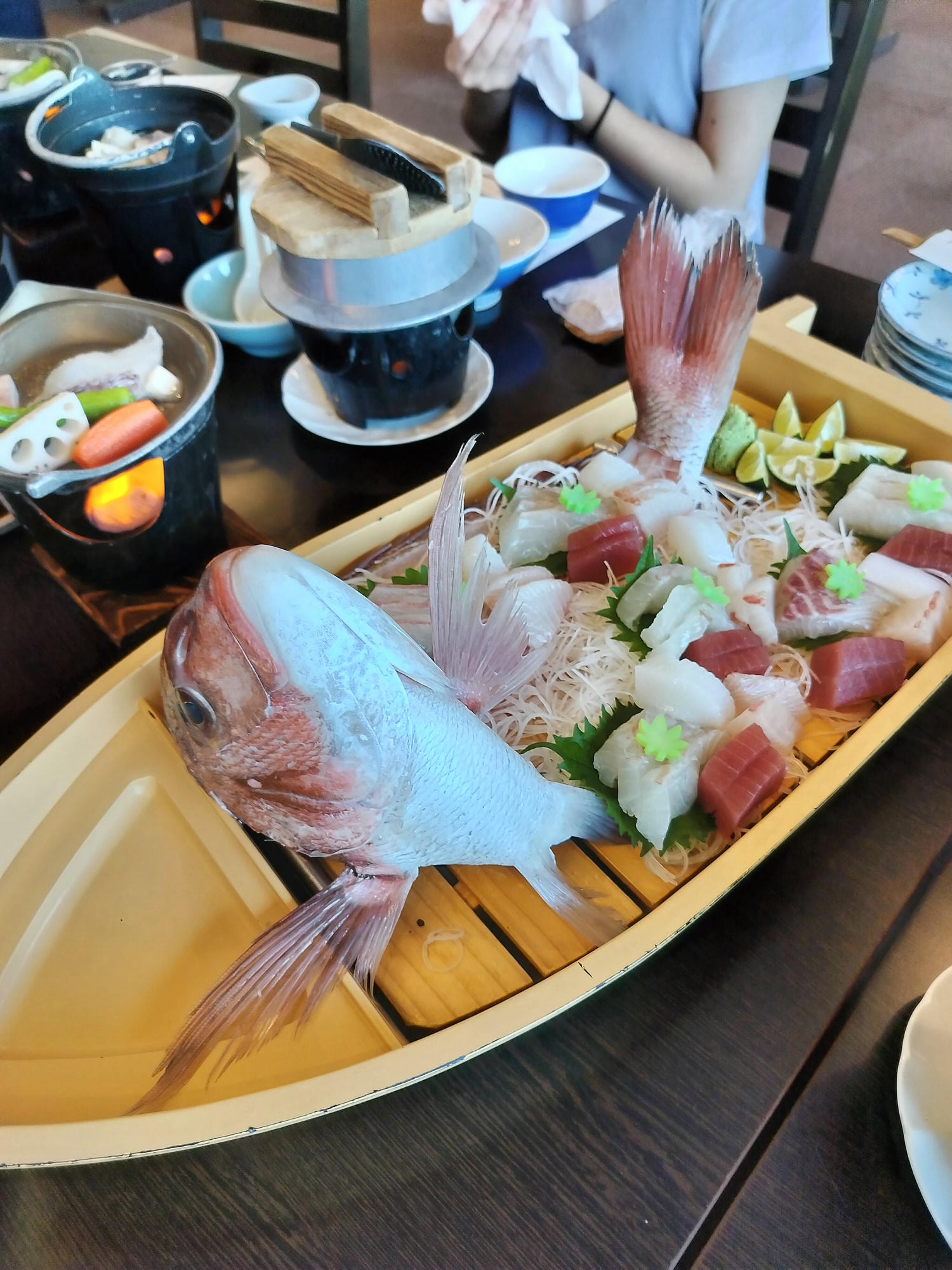 德島住宿┃近距離賞鳴門大橋「鳴門海月海灣渡假飯店」天然溫泉吃鳴門鯛魚 免費接駁車近鳴門漩渦圖多 一泊二食