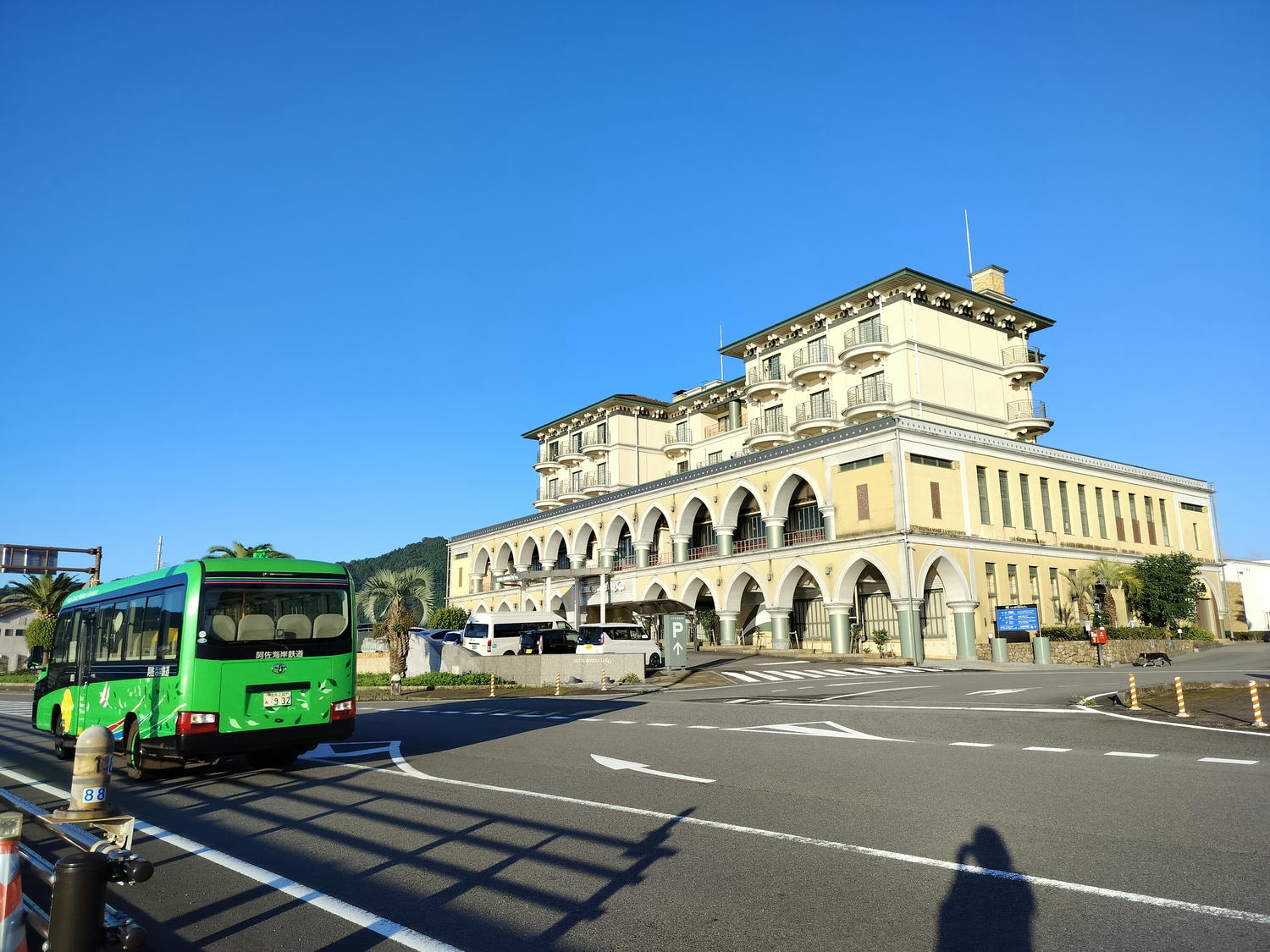 德島南部住宿┃宍喰溫泉海景飯店(HOTEL RIVIERA SHISHIKUI) 天然溫泉 鐵道路DMV下車 沙灘晨跑價格親民 - 第12張圖 德島南部住宿┃宍喰溫泉海景飯店(HOTEL RIVIERA SHISHIKUI) 天然溫泉 鐵道路DMV下車 沙灘晨跑價格親民