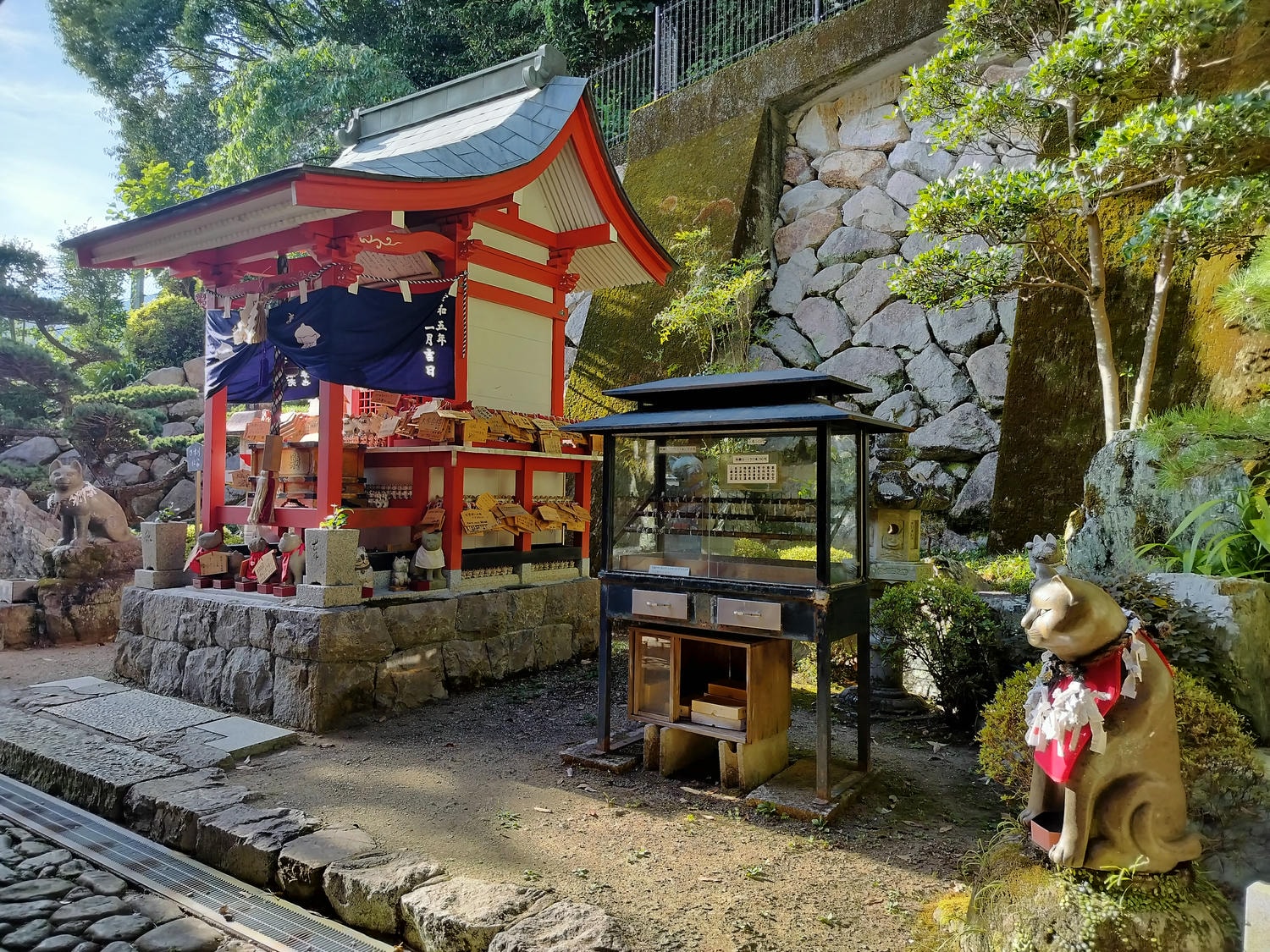 德島南部┃愛貓復仇成功!「阿松大權現」1萬隻招財貓神社 JR阿南轉巴士 訴松必勝商業繁榮試驗合格 お松大権現 - 第9張圖 德島南部┃愛貓復仇成功!「阿松大權現」1萬隻招財貓神社 JR阿南轉巴士 訴松必勝商業繁榮試驗合格 お松大権現