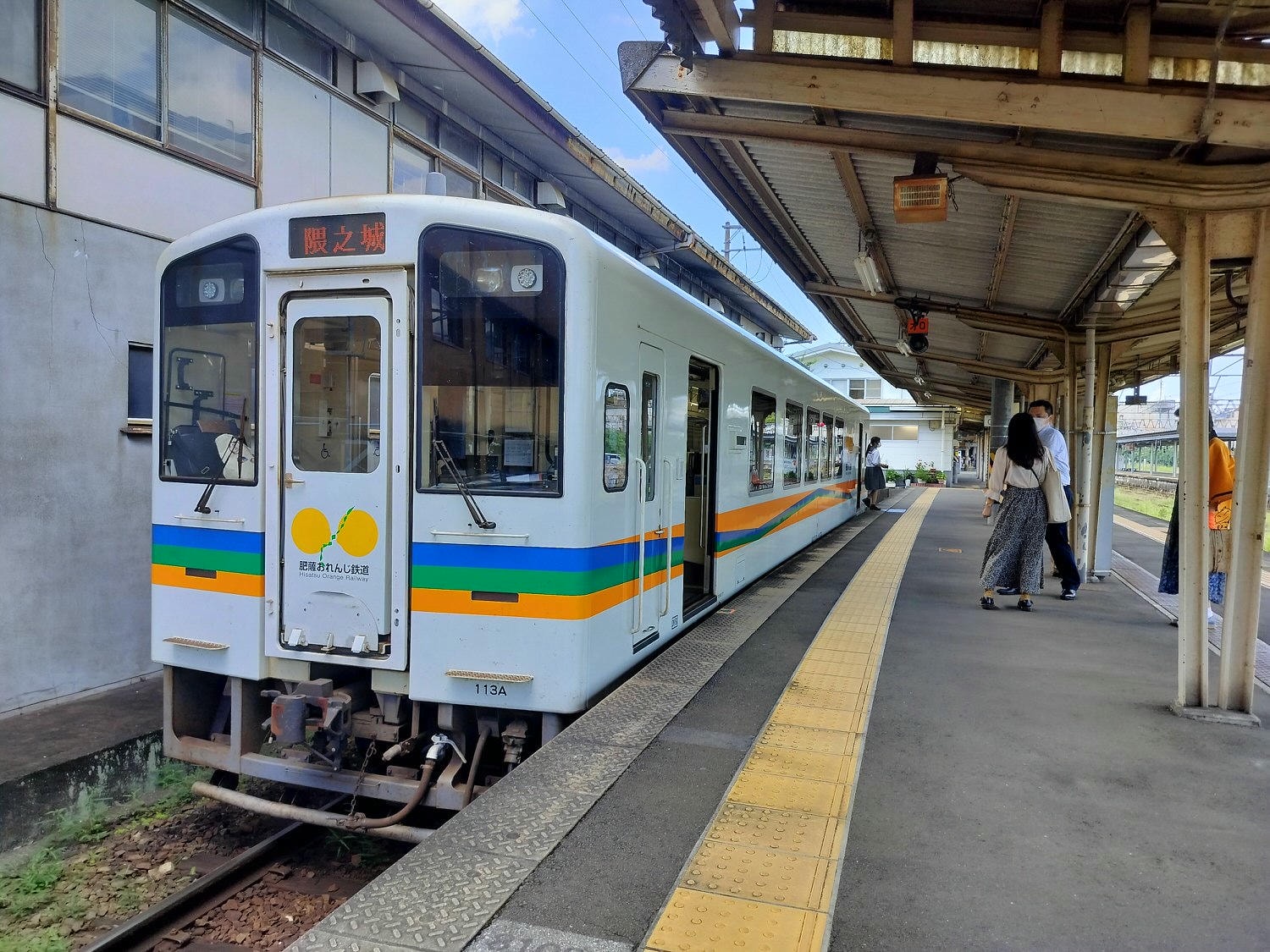熊本交通┃JR八代站搭肥薩橘子鐵道(橘子咖啡) 帶回雙層便當賞海景 酷洛米美樂蒂彩繪 鹿兒島出水站箱崎八幡神社