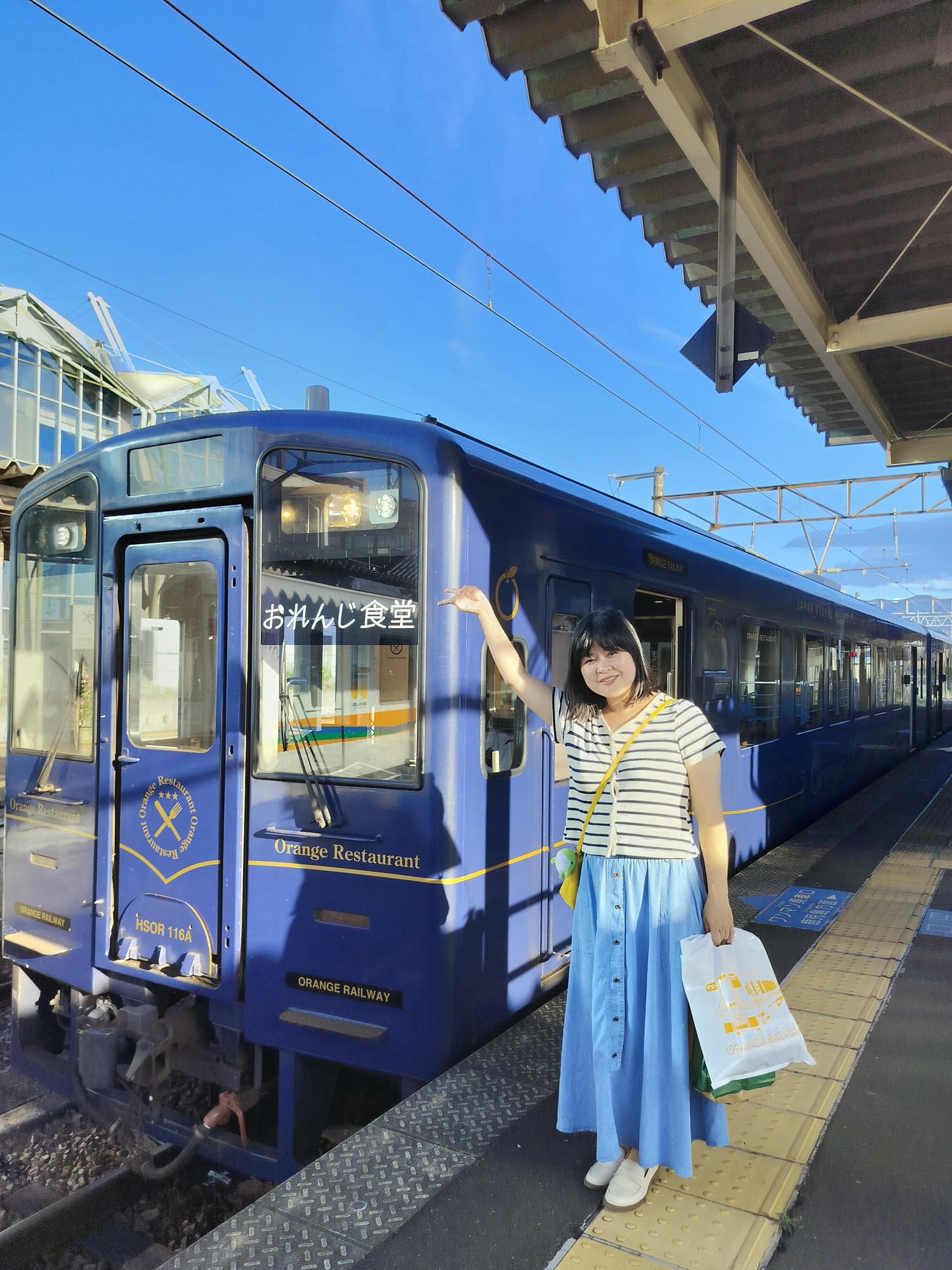 熊本觀光列車┃優雅高級!肥薩橘子鐵道「橘子食堂」 移動餐廳慢嚐美食 招牌夕陽海景 蜜柑啤酒 夏季出水到新八代
