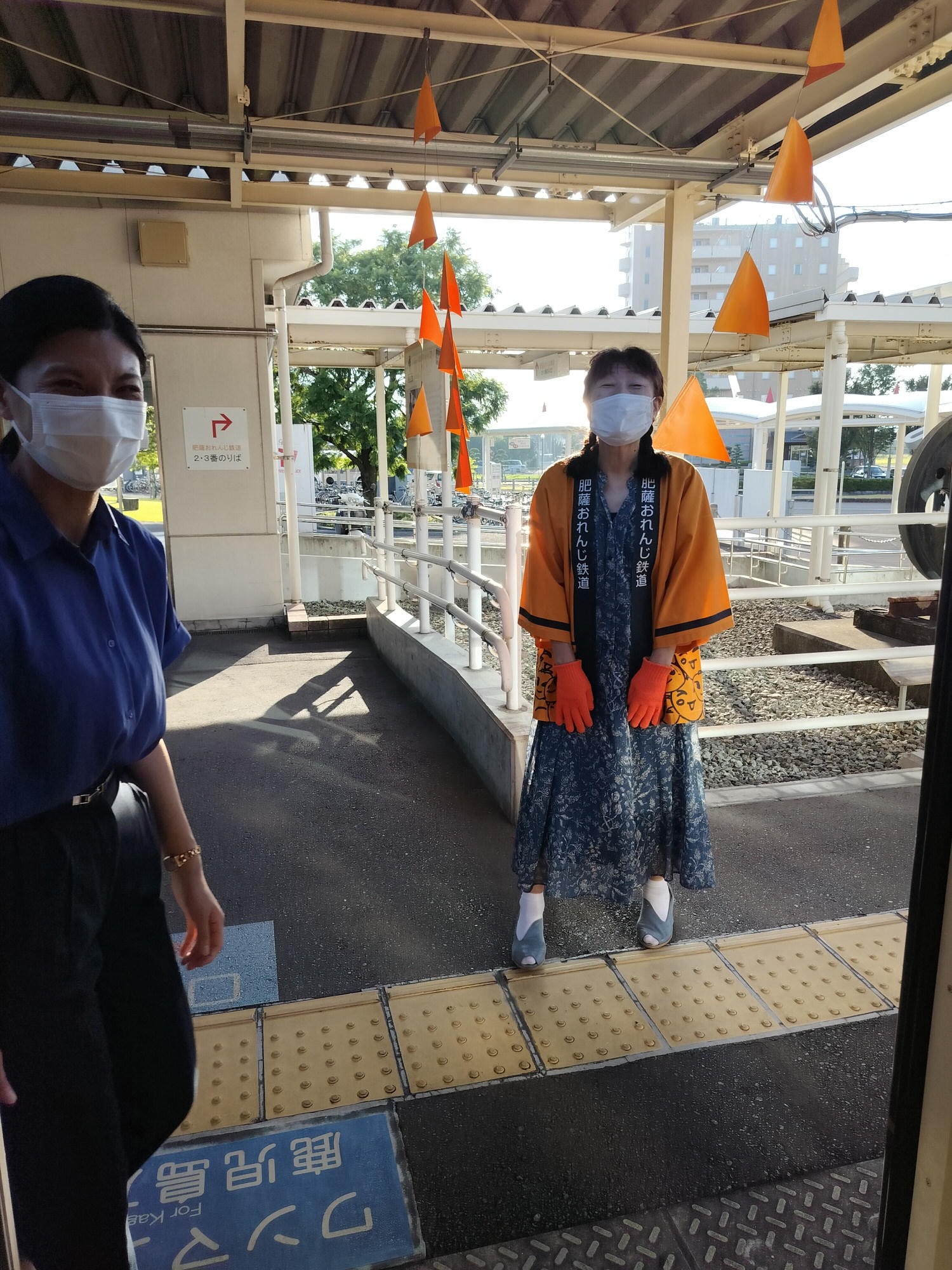 熊本觀光列車┃優雅高級!肥薩橘子鐵道「橘子食堂」 移動餐廳慢嚐美食 招牌夕陽海景 蜜柑啤酒 夏季出水到新八代