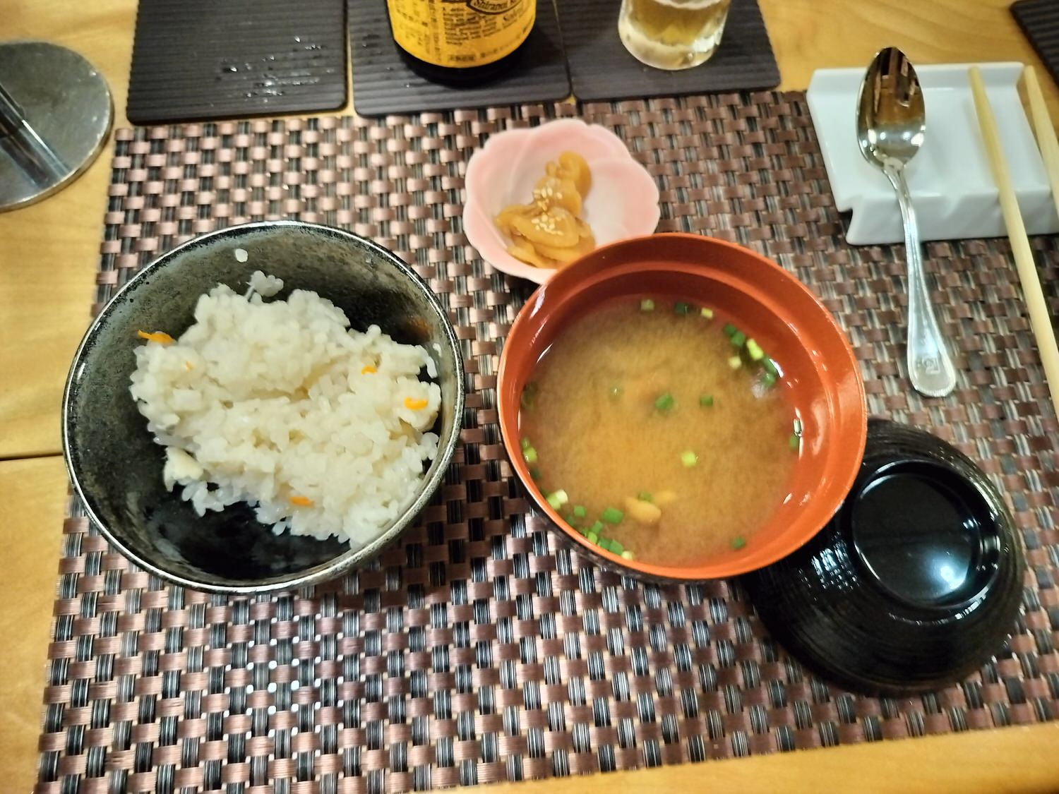 熊本觀光列車┃優雅高級!肥薩橘子鐵道「橘子食堂」 移動餐廳慢嚐美食 招牌夕陽海景 蜜柑啤酒 夏季出水到新八代