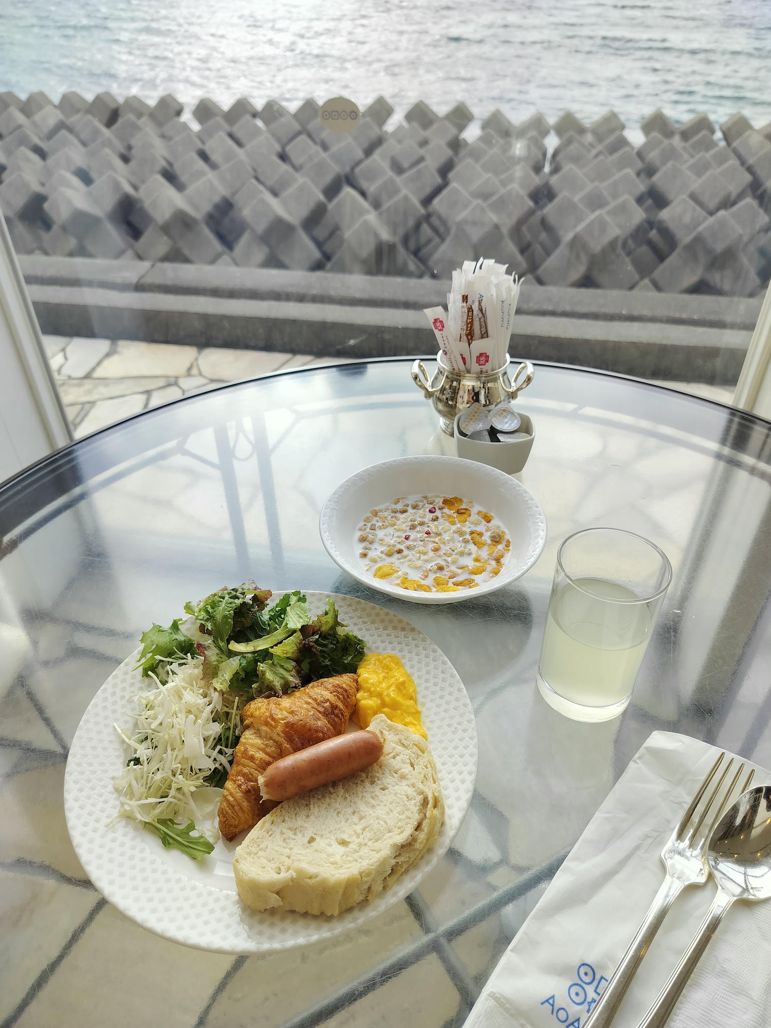 德島住宿┃天然溫泉 鳴門Aoao海景渡假飯店 自助早晚餐超豐富 海灘散步 夜間賞阿波舞童玩體驗館 JR鳴門免費接駁