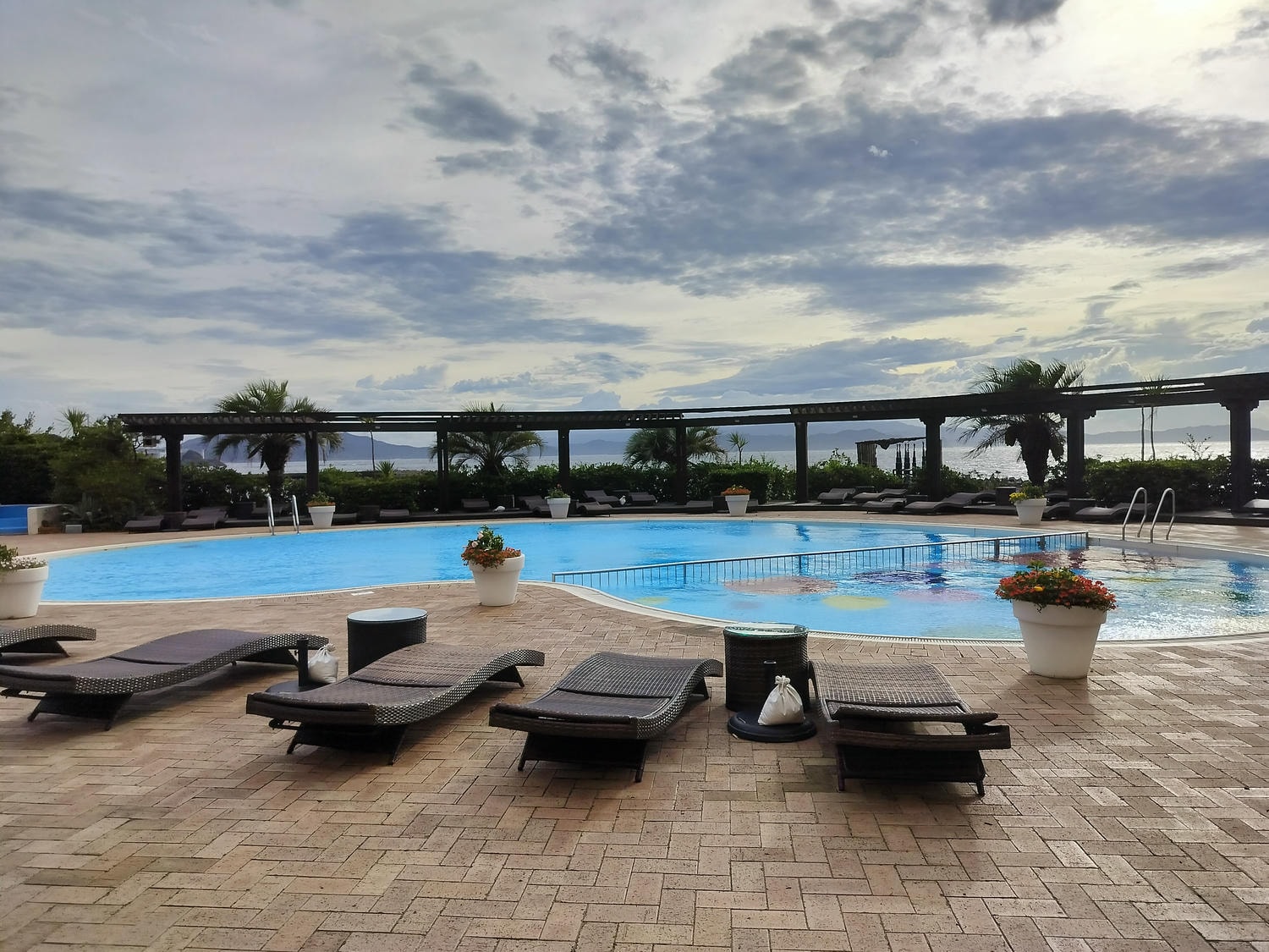 德島住宿┃天然溫泉 鳴門Aoao海景渡假飯店 自助早晚餐超豐富 海灘散步 夜間賞阿波舞童玩體驗館 JR鳴門免費接駁