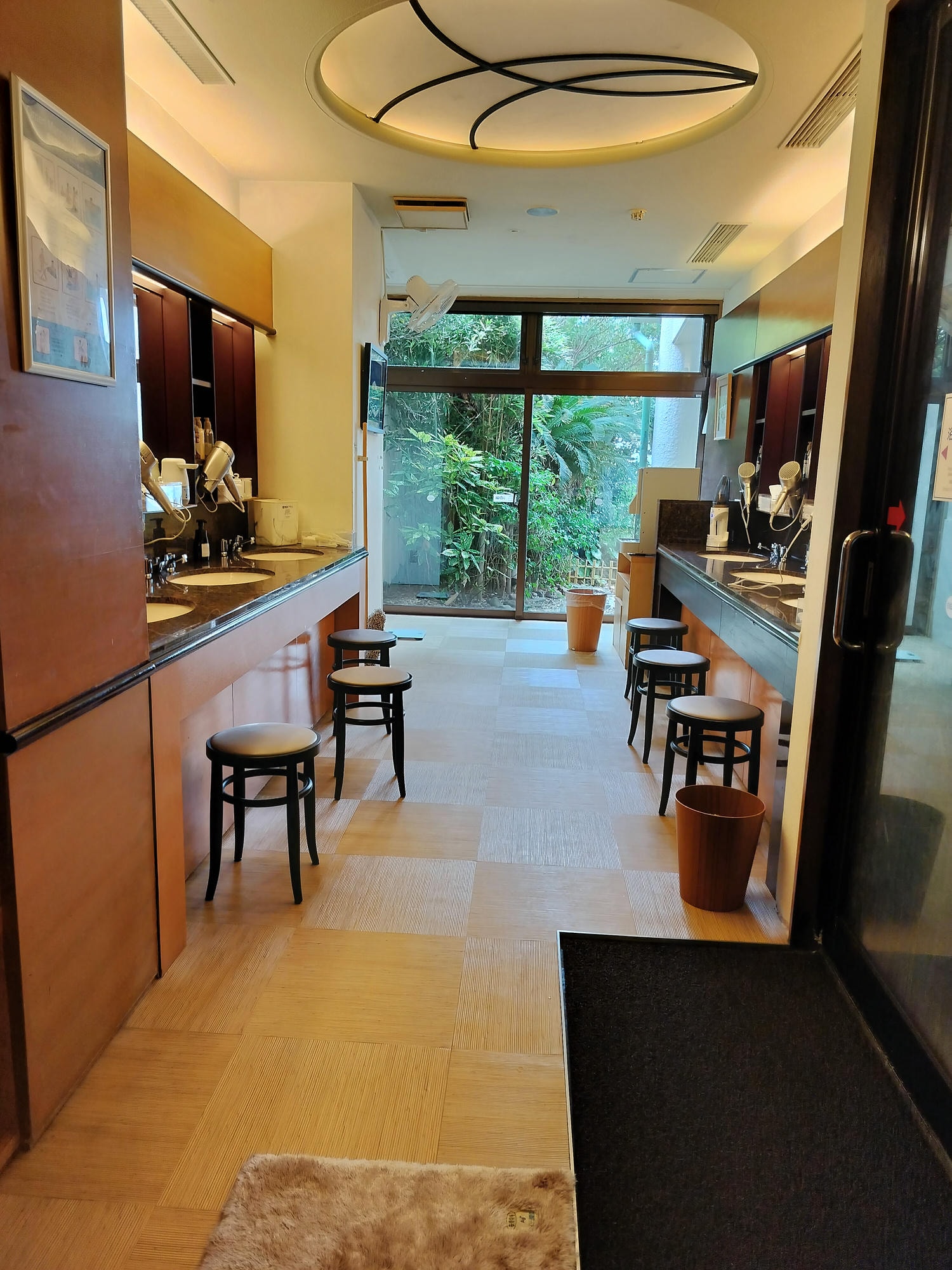 德島住宿┃天然溫泉 鳴門Aoao海景渡假飯店 自助早晚餐超豐富 海灘散步 夜間賞阿波舞童玩體驗館 JR鳴門免費接駁