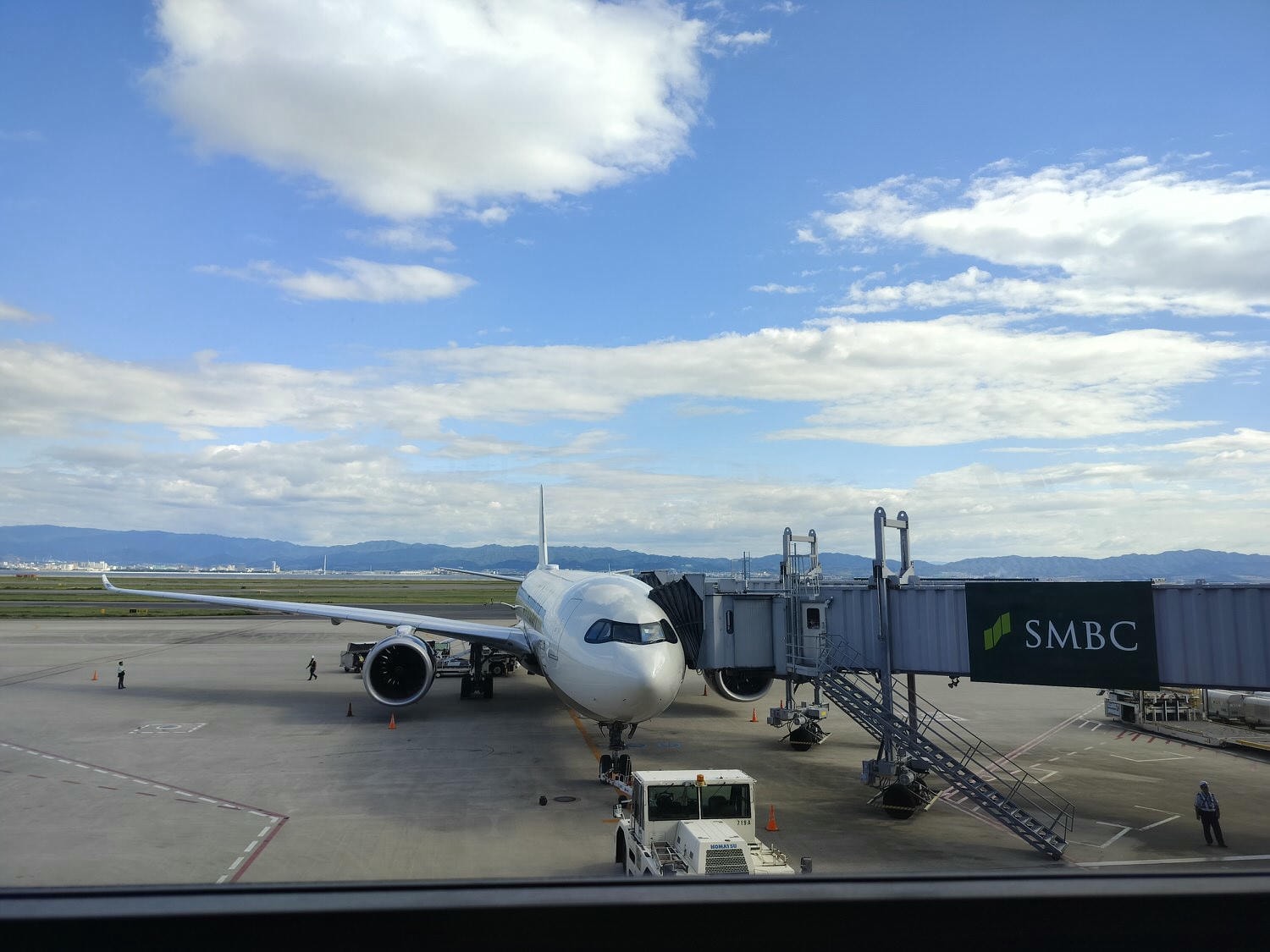 星宇航空┃ STARLUX Airlines星宇飛行記錄 星宇直飛熊本 德島 關西 名古屋 機上餐調酒圖多スターラックス航空