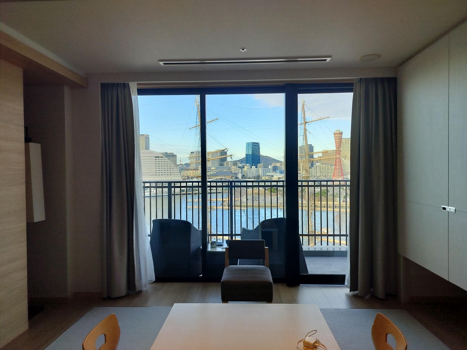 神戶住宿┃豪華溫泉高質感!神戶港溫泉蓮(神戸みなと温泉蓮)房間很大 免費接駁近三宮元町 átoa藝術水族館走2分