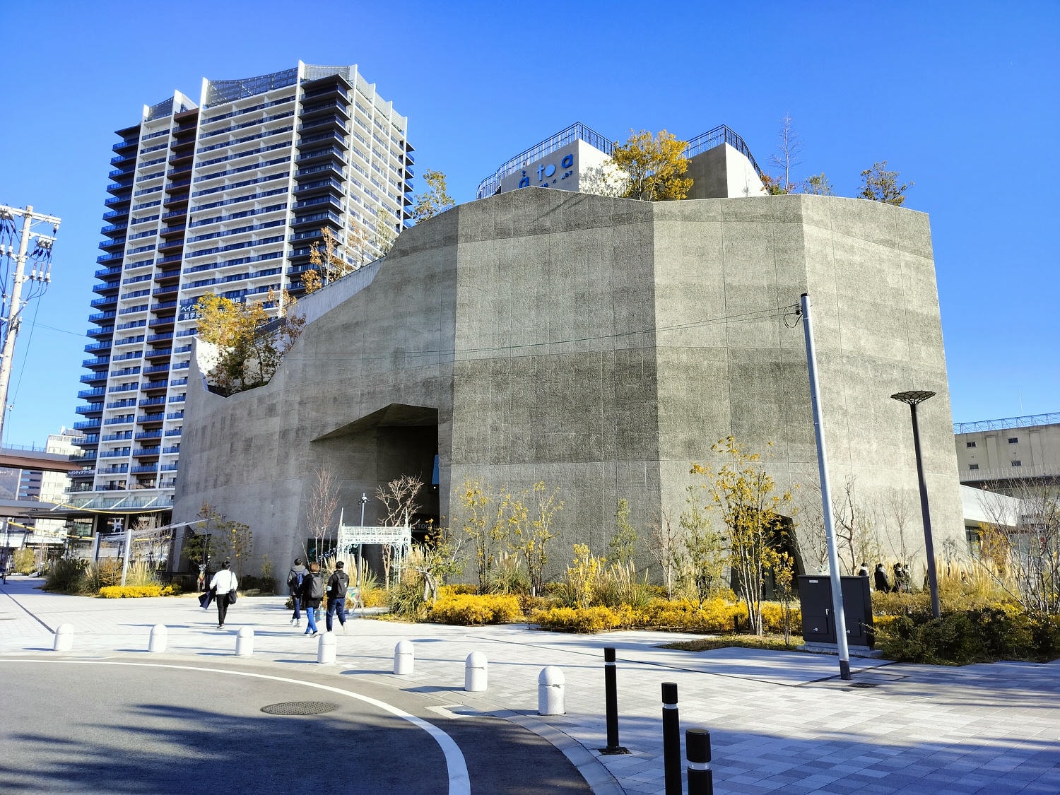 神戶住宿┃豪華溫泉高質感!神戶港溫泉蓮(神戸みなと温泉蓮)房間很大 免費接駁近三宮元町 átoa藝術水族館走2分