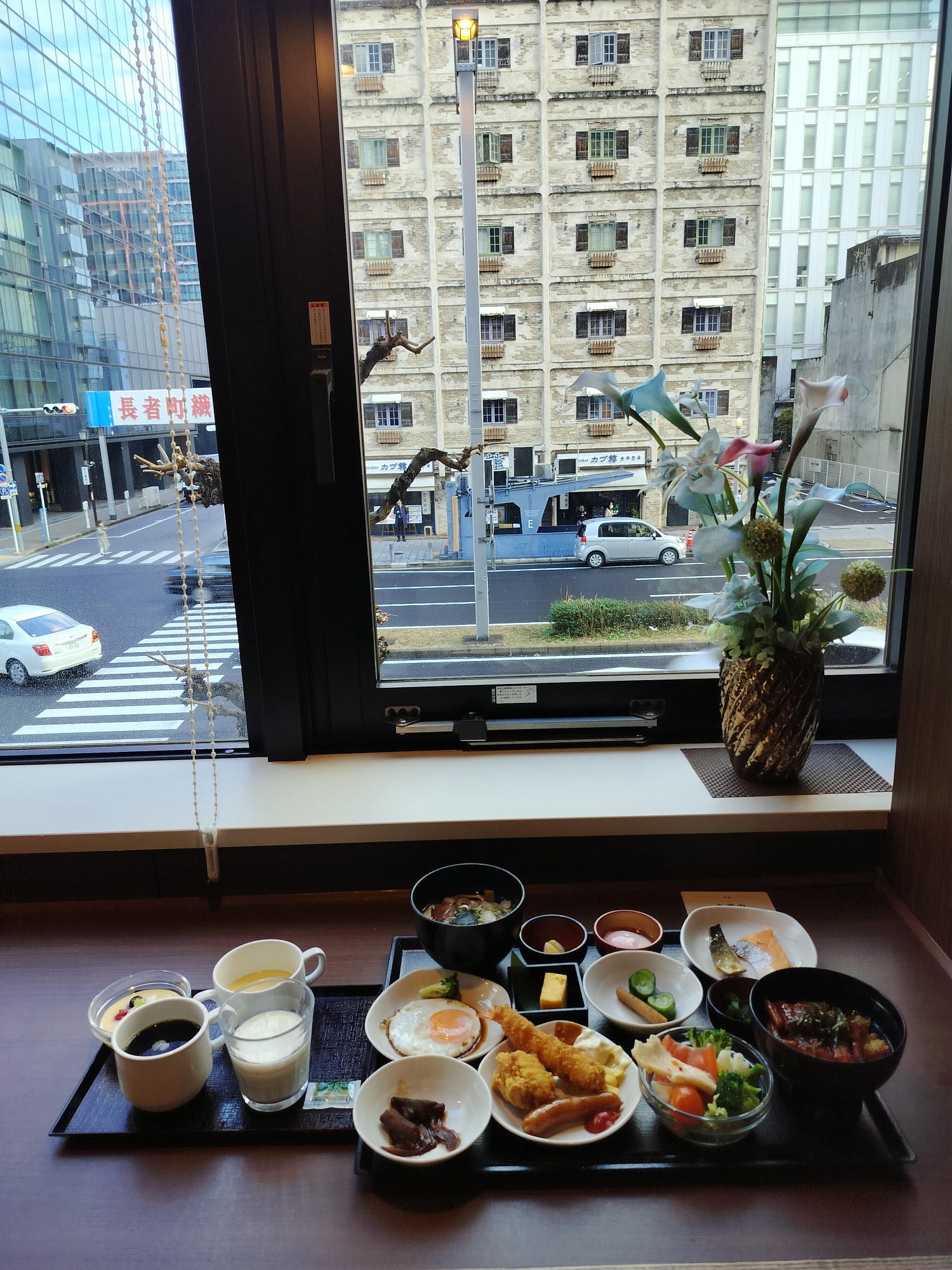 愛知住宿┃多美迎名古屋榮酒店(Dormy Inn PREMIUM)天然溫泉錦鯉之湯 鰻魚早餐讚 夜宵拉麵 地下鐵栄站走7分