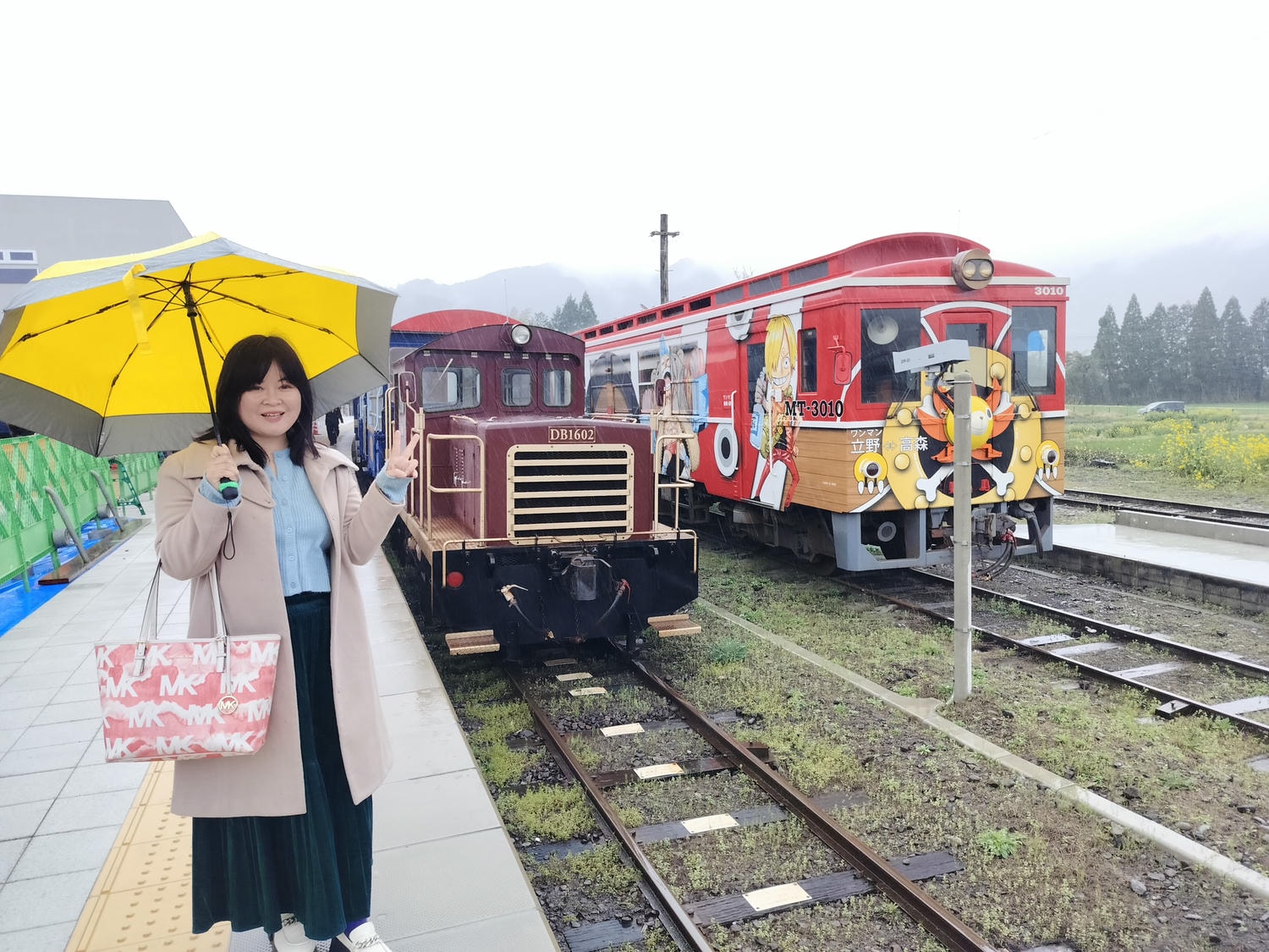 熊本阿蘇自由行┃阿蘇中岳火山口+草千里 立野站搭「南阿蘇鐵道」三款列車 高森站佛朗基像 老街買酒醬油 熊本景點 - 第21張圖 熊本阿蘇自由行┃阿蘇中岳火山口+草千里 立野站搭「南阿蘇鐵道」三款列車 高森站佛朗基像 老街買酒醬油 熊本景點