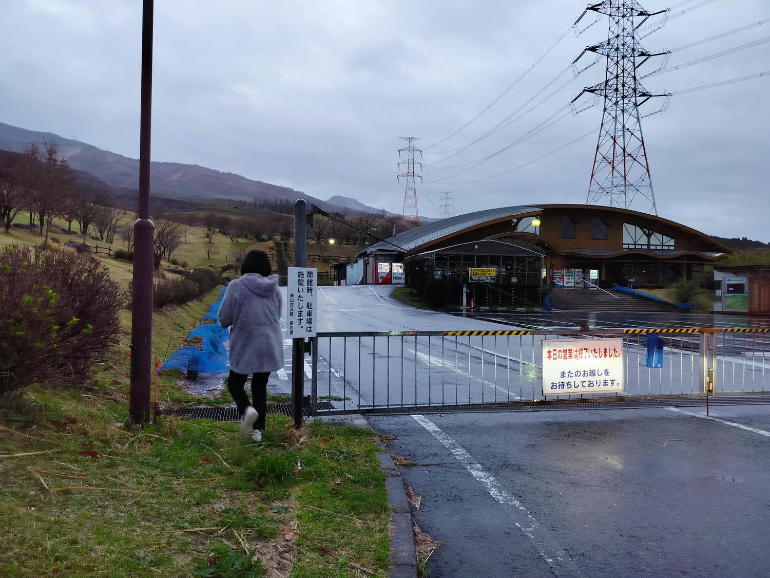 熊本景點┃草帽海賊團10座銅像捕獲 熊本自由行海賊迷 高森佛朗基縣廳魯夫 萌之里娜美 索隆喬巴香吉士 布魯克騙人布