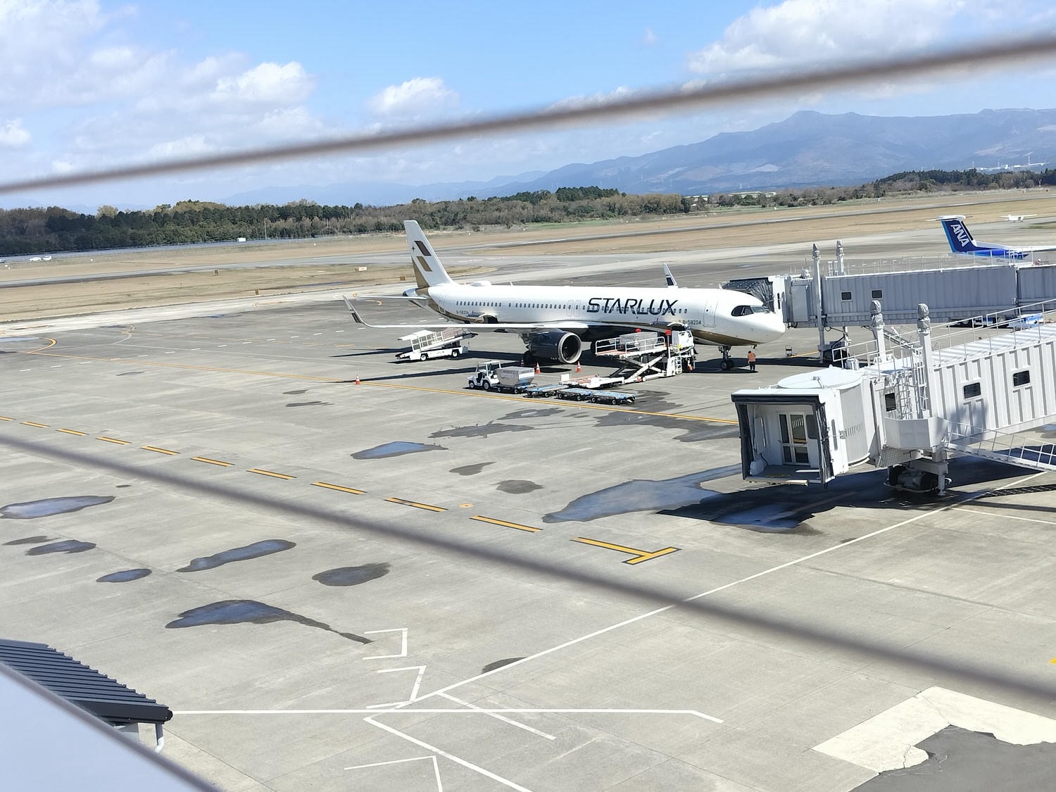 熊本自由行┃更新)阿蘇熊本機場全公開 安檢後通去國內買伴手禮 自駕租車 四樓看飛機星宇華航直飛熊本 四層全介紹 - 第61張圖 熊本自由行┃更新)阿蘇熊本機場全公開 安檢後通去國內買伴手禮 自駕租車 四樓看飛機星宇華航直飛熊本 四層全介紹