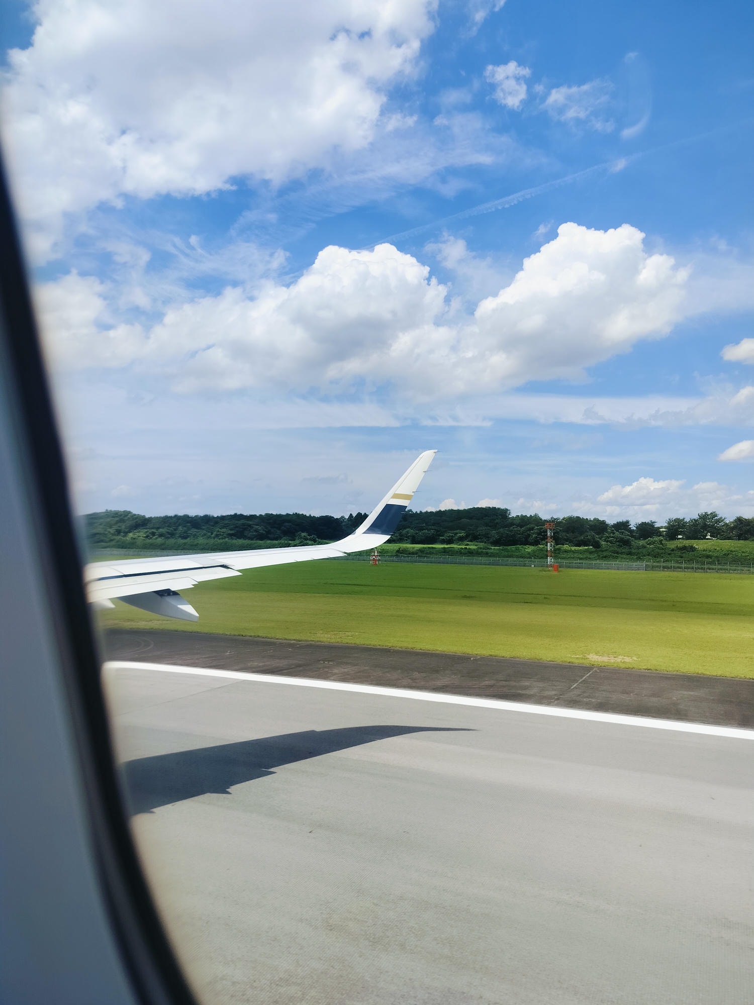 星宇航空┃ STARLUX Airlines星宇飛行記錄 星宇直飛熊本 德島 關西 名古屋 機上餐調酒圖多スターラックス航空