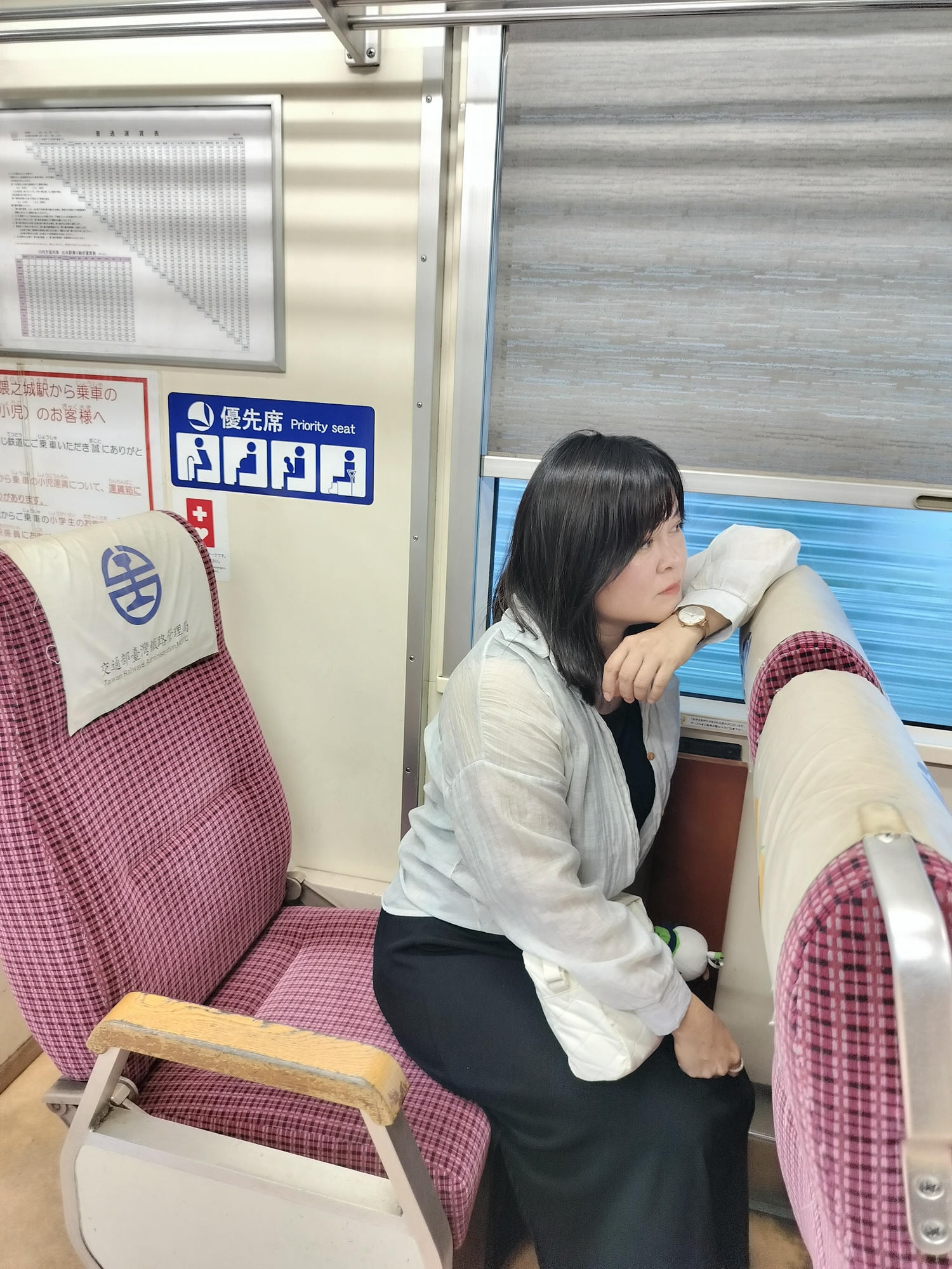 熊本交通┃JR八代站搭肥薩橘子鐵道(橘子咖啡) 帶回雙層便當賞海景 酷洛米美樂蒂彩繪 鹿兒島出水站箱崎八幡神社