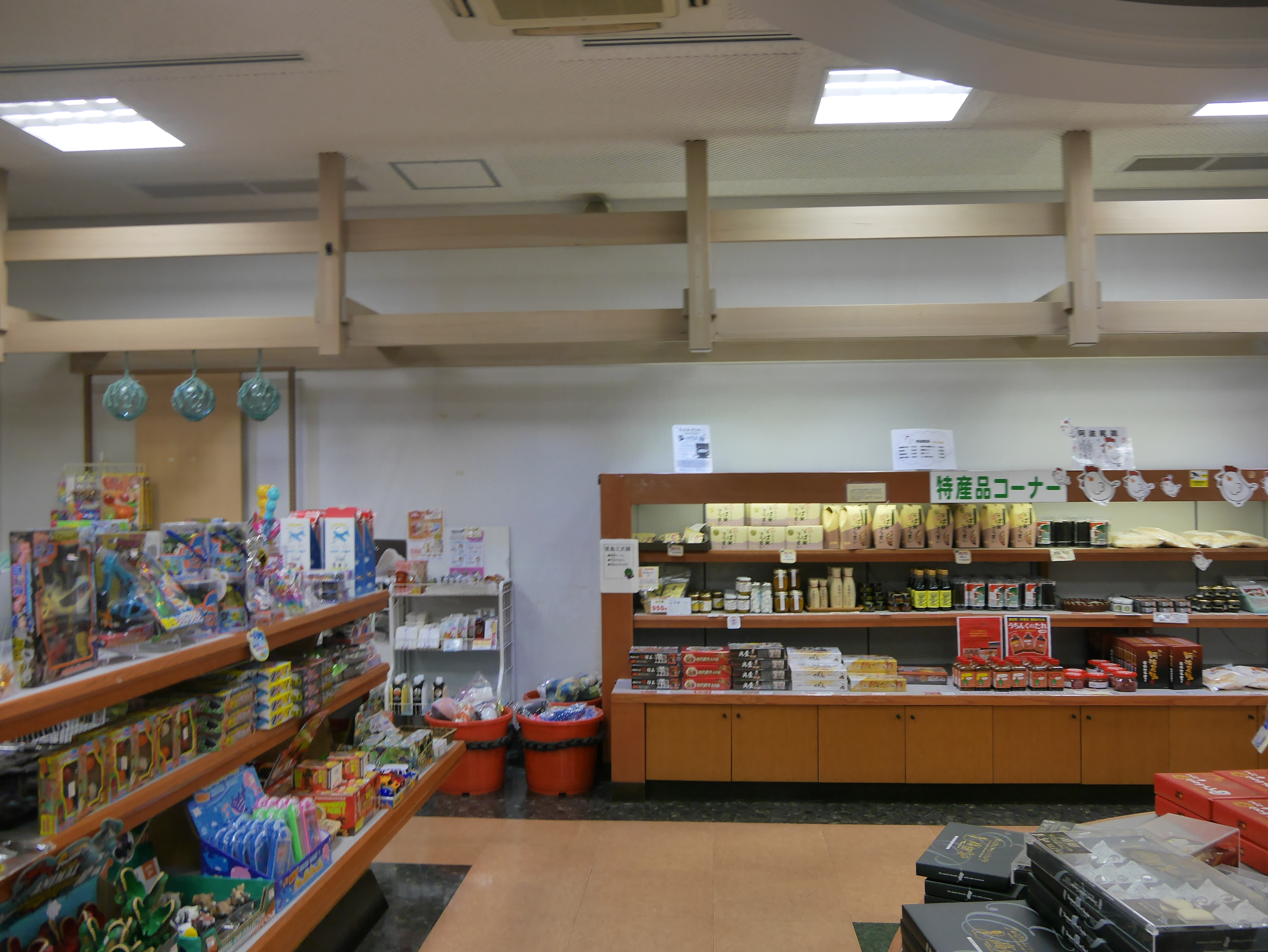 德島南部住宿┃宍喰溫泉海景飯店(HOTEL RIVIERA SHISHIKUI) 天然溫泉 鐵道路DMV下車 沙灘晨跑價格親民 - 第11張圖 德島南部住宿┃宍喰溫泉海景飯店(HOTEL RIVIERA SHISHIKUI) 天然溫泉 鐵道路DMV下車 沙灘晨跑價格親民