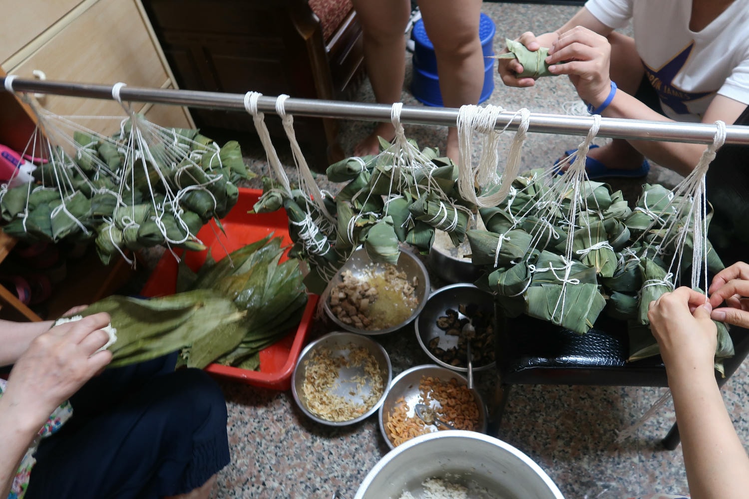 日常記錄┃媽媽包的肉粽超香 自家包的水餃顆顆飽滿 お母さんが手作りの水餃子と粽~台湾粽が美味しくて大好きな味