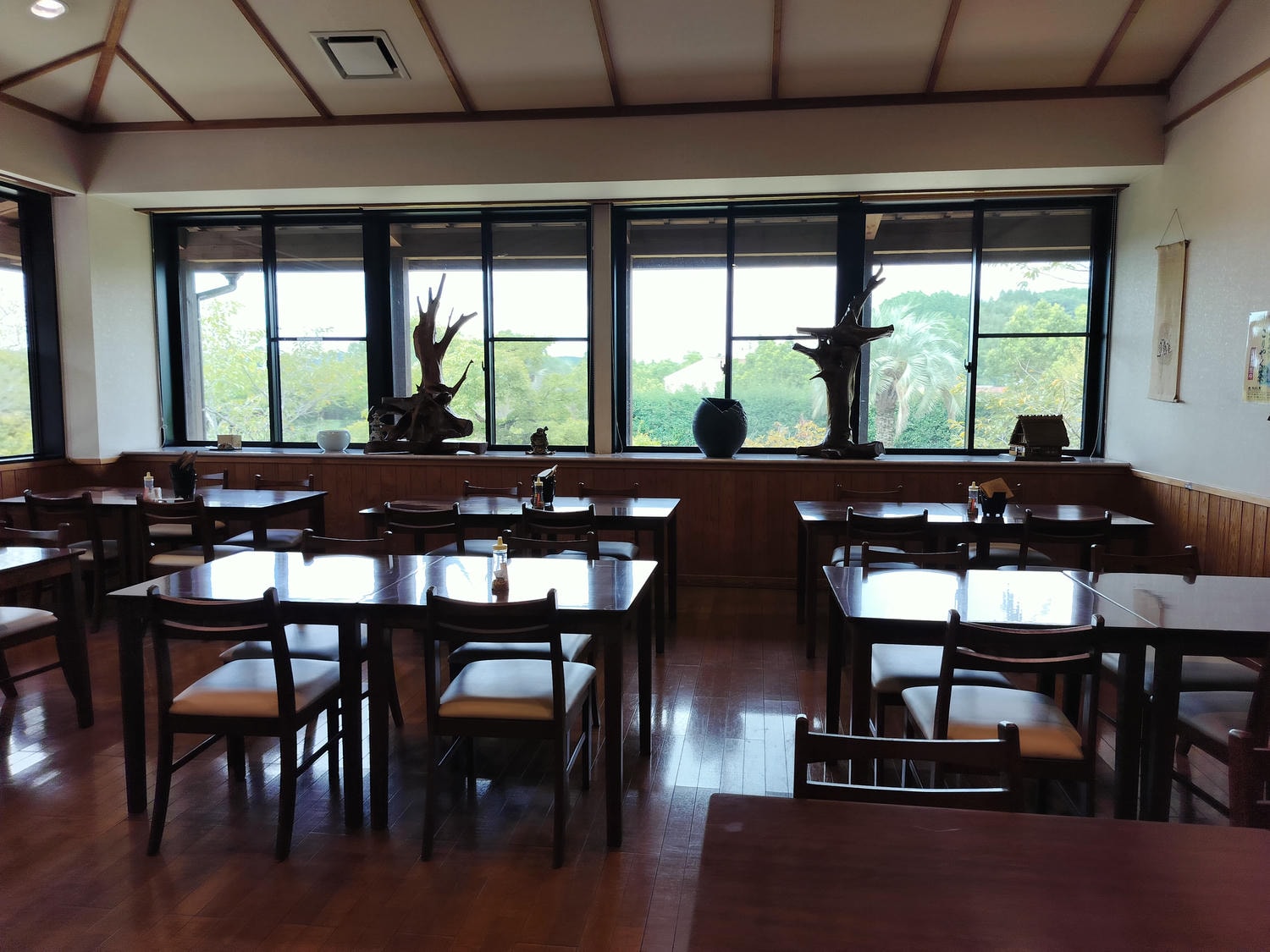 熊本玉名餐廳┃大團自駕推薦!菊水之里(きくすいの里)吃午餐買伴手禮 套餐吃很飽大蕃茄超好吃!服務親切停車場大巴ok