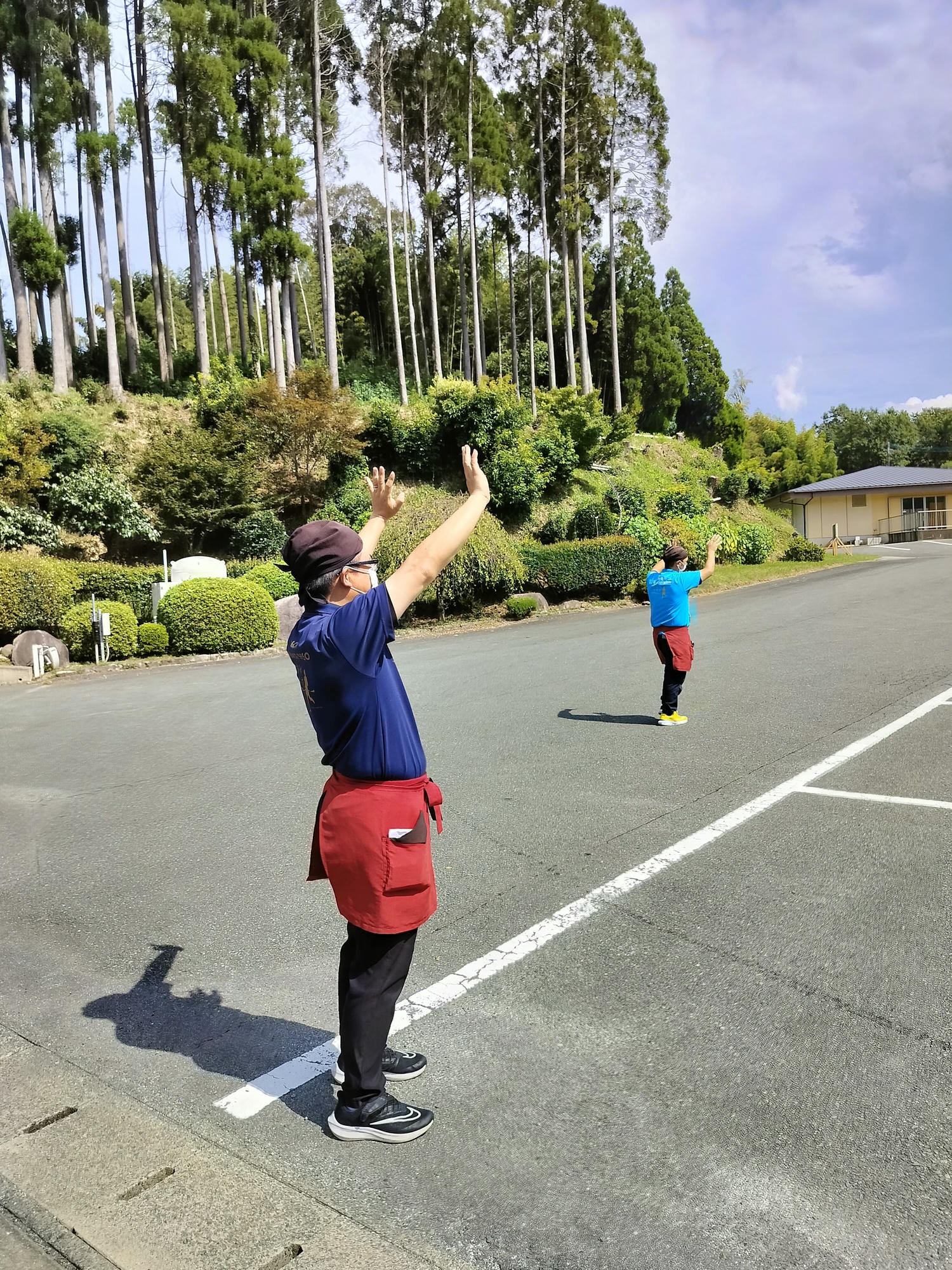 熊本玉名餐廳┃大團自駕推薦!菊水之里(きくすいの里)吃午餐買伴手禮 套餐吃很飽大蕃茄超好吃!服務親切停車場大巴ok