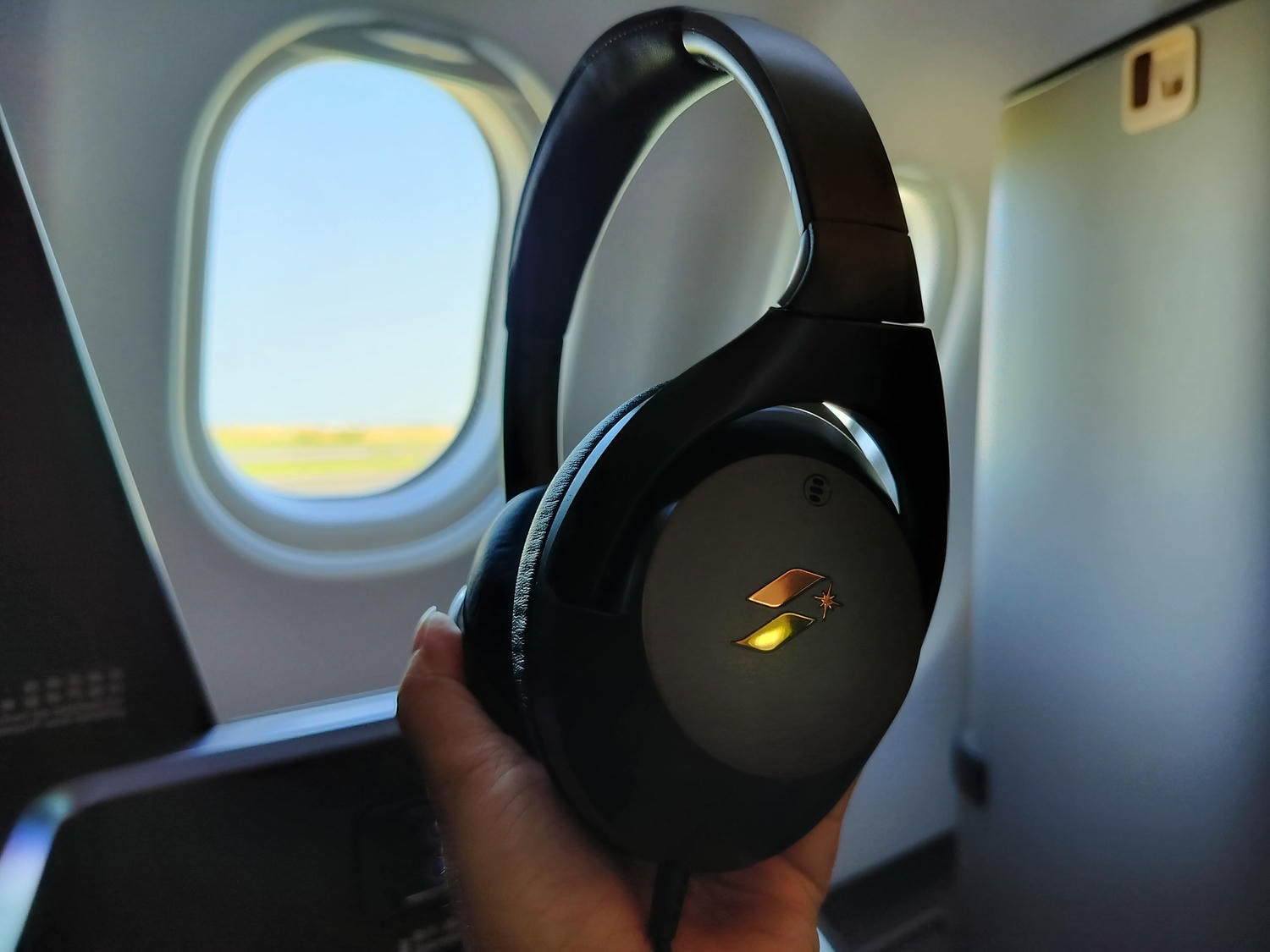 星宇航空┃ STARLUX Airlines星宇飛行記錄 星宇直飛熊本 德島 關西 名古屋 機上餐調酒圖多スターラックス航空