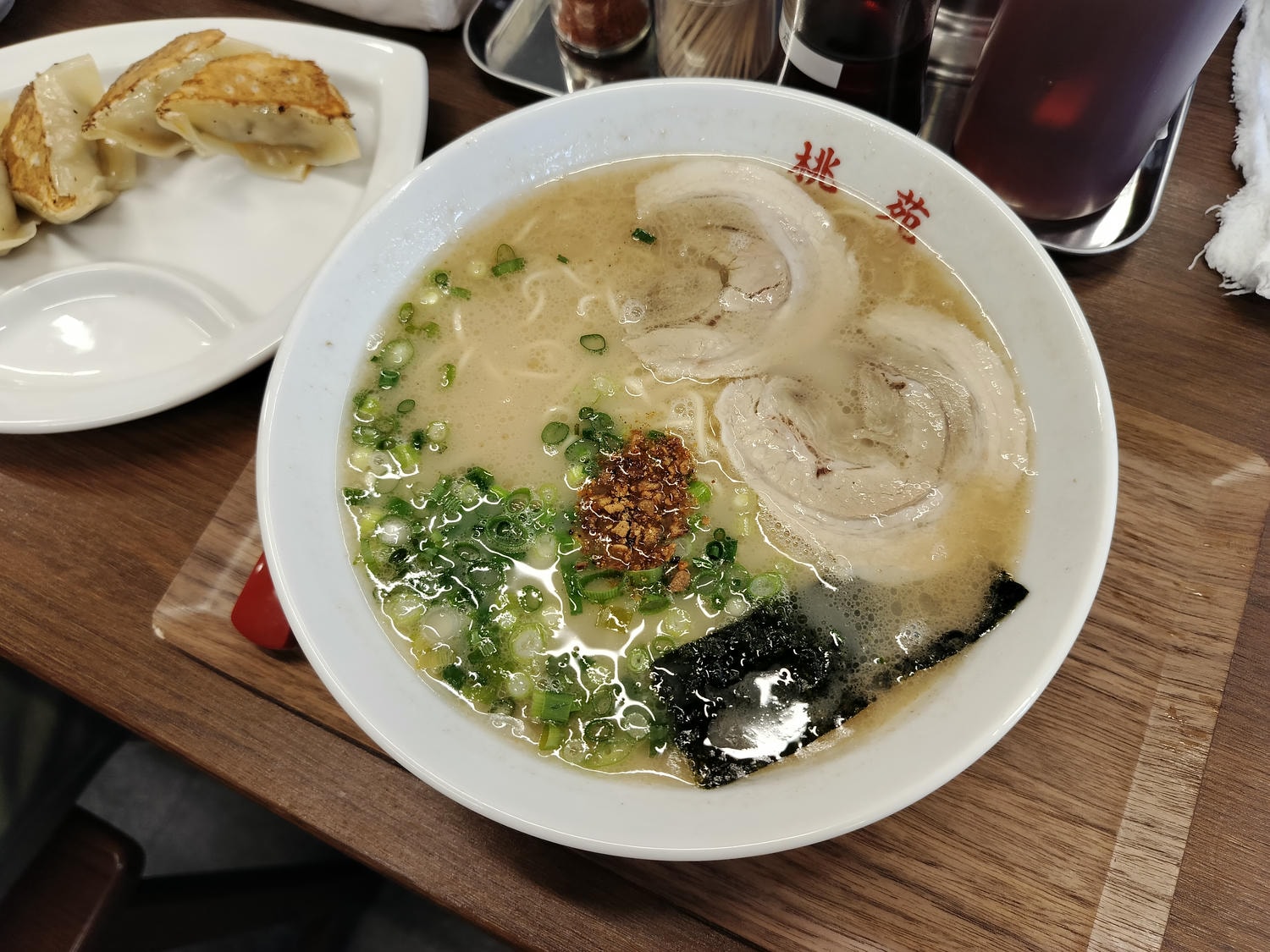 熊本自由行北部玉名┃ 夏目漱石名作草忱溫泉 百年橘子園水本ORANGE GARDEN採果 蓮華院誕生寺 桃苑豚骨拉麵 - 第23張圖 熊本自由行北部玉名┃ 夏目漱石名作草忱溫泉 百年橘子園水本ORANGE GARDEN採果 蓮華院誕生寺 桃苑豚骨拉麵