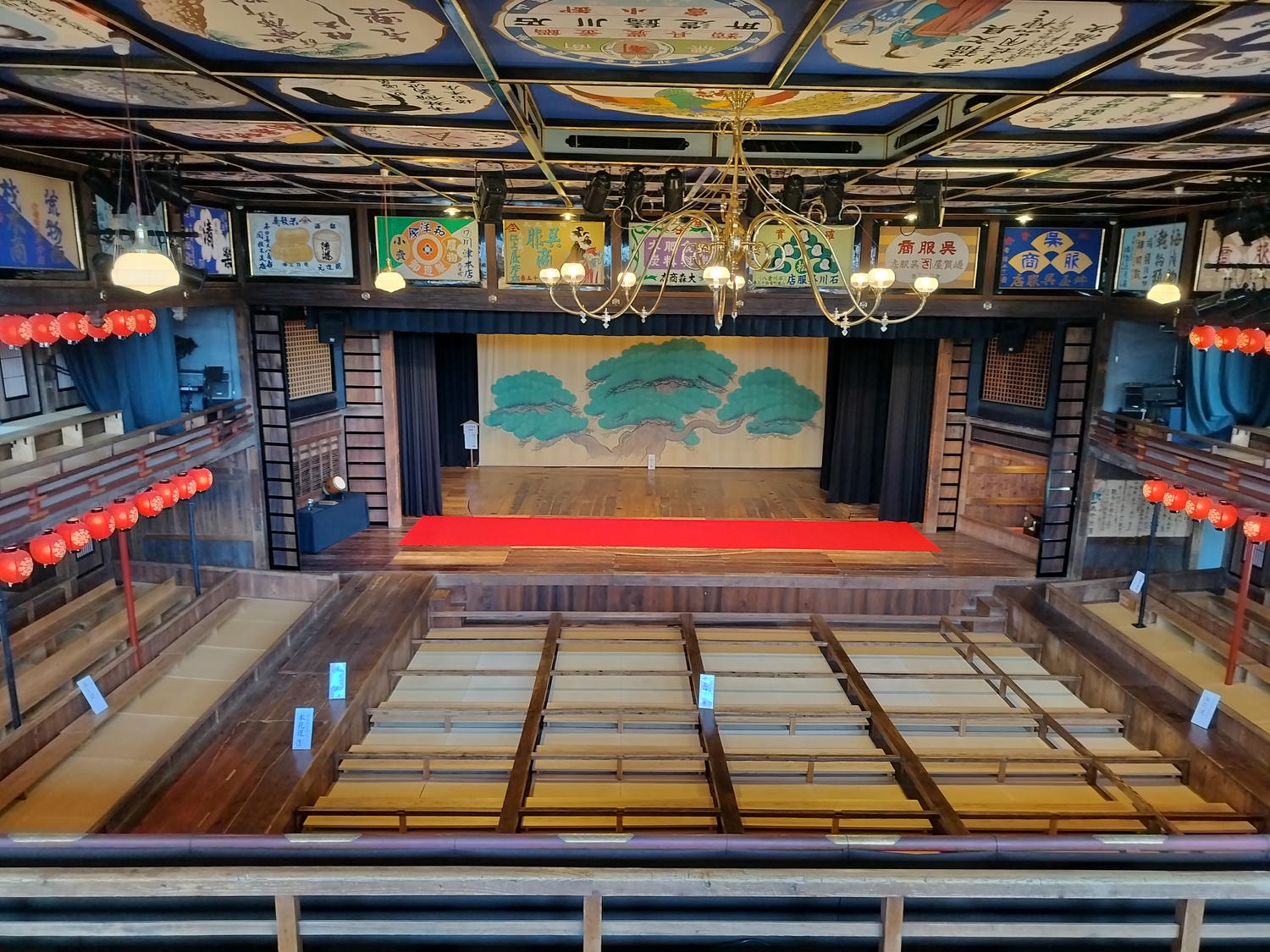 熊本景點┃市區櫻町轉運站搭巴士去山鹿「八千代座 山鹿燈籠民藝館」 住一晚再搭巴士去阿蘇熊本機場 熊本自由行