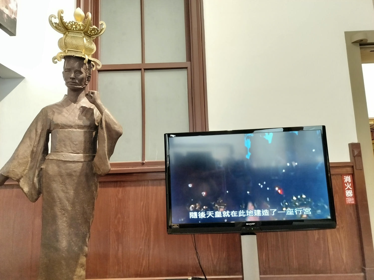 熊本自由行┃北部山鹿老街全整理!古代劇場八千代座 山鹿燈籠民藝館 買酒仙貝味噌米米惣門之旅 午餐咖啡饅頭 足浴溫泉 - 第16張圖 熊本自由行┃北部山鹿老街全整理!古代劇場八千代座 山鹿燈籠民藝館 買酒仙貝味噌米米惣門之旅 午餐咖啡饅頭 足浴溫泉