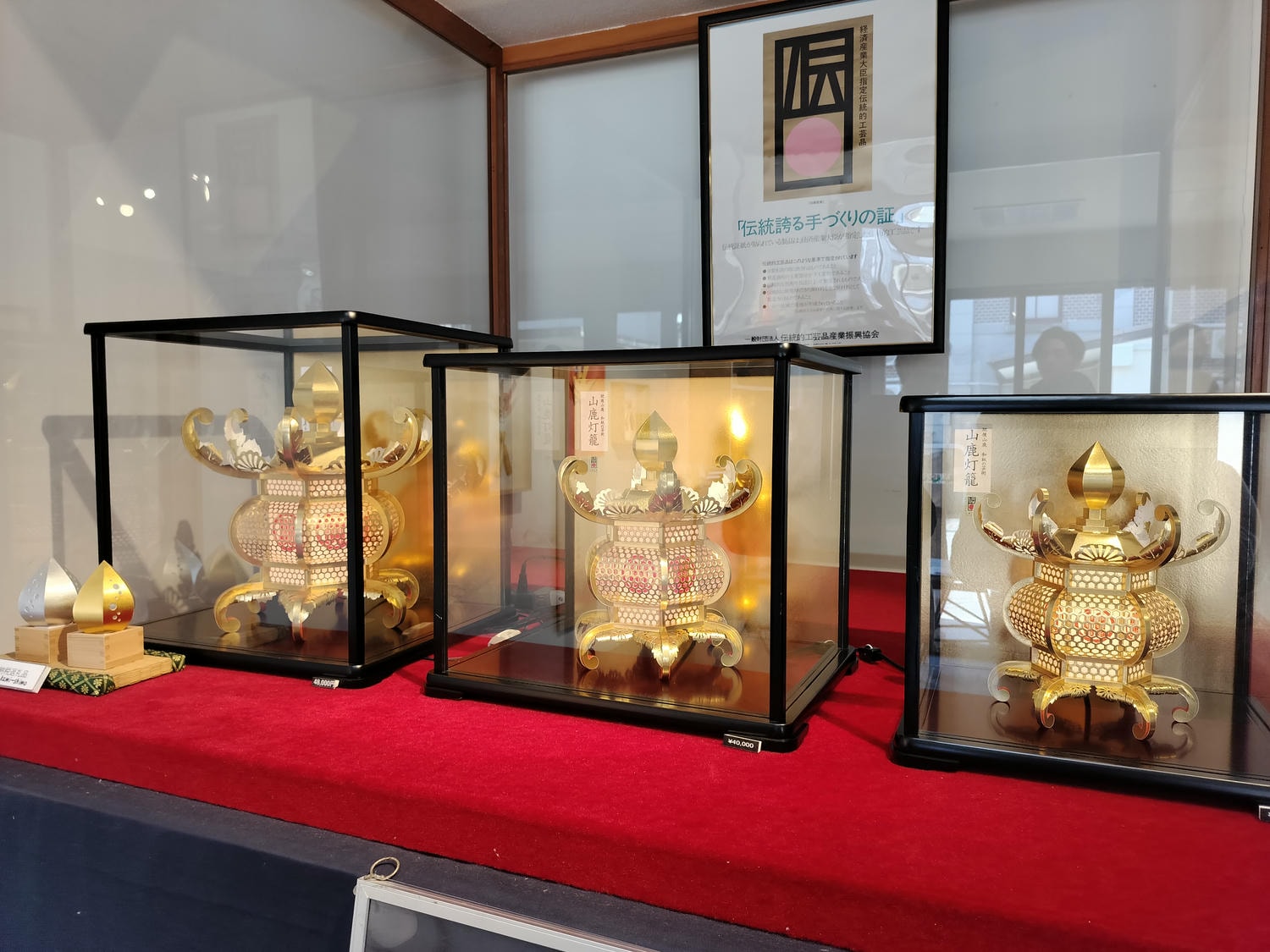 熊本自由行┃北部山鹿老街全整理!古代劇場八千代座 山鹿燈籠民藝館 買酒仙貝味噌米米惣門之旅 午餐咖啡饅頭 足浴溫泉 - 第26張圖 熊本自由行┃北部山鹿老街全整理!古代劇場八千代座 山鹿燈籠民藝館 買酒仙貝味噌米米惣門之旅 午餐咖啡饅頭 足浴溫泉