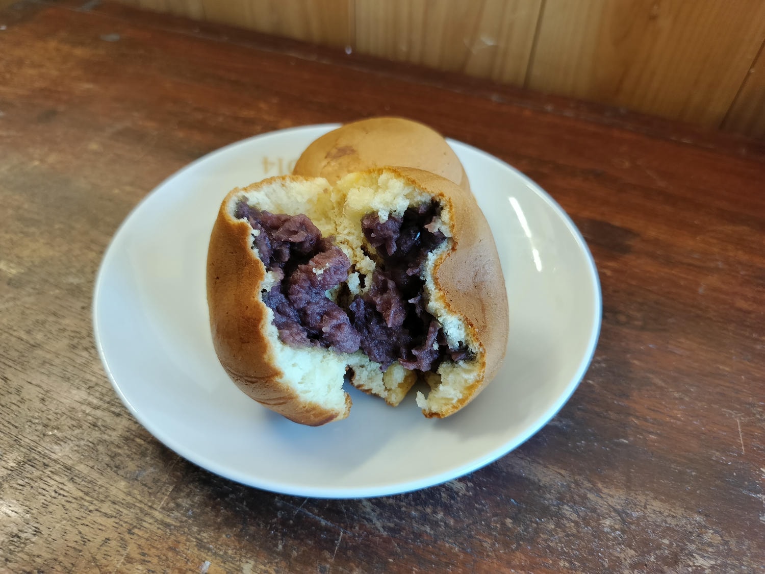 熊本自由行┃北部山鹿老街全整理!古代劇場八千代座 山鹿燈籠民藝館 買酒仙貝味噌米米惣門之旅 午餐咖啡饅頭 足浴溫泉 - 第32張圖 熊本自由行┃北部山鹿老街全整理!古代劇場八千代座 山鹿燈籠民藝館 買酒仙貝味噌米米惣門之旅 午餐咖啡饅頭 足浴溫泉