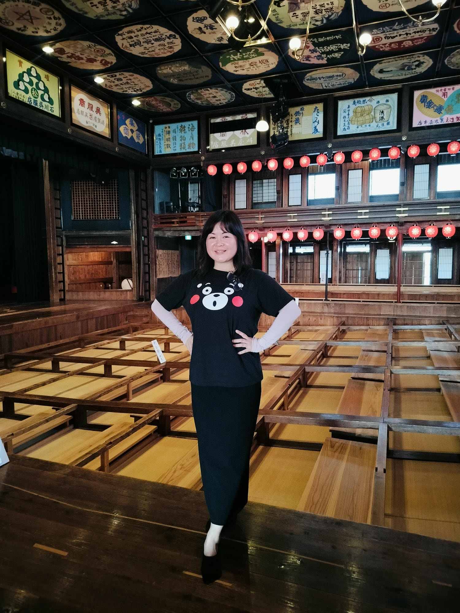 熊本自由行┃北部山鹿老街全整理!古代劇場八千代座 山鹿燈籠民藝館 買酒仙貝味噌米米惣門之旅 午餐咖啡饅頭 足浴溫泉 - 第11張圖 熊本自由行┃北部山鹿老街全整理!古代劇場八千代座 山鹿燈籠民藝館 買酒仙貝味噌米米惣門之旅 午餐咖啡饅頭 足浴溫泉