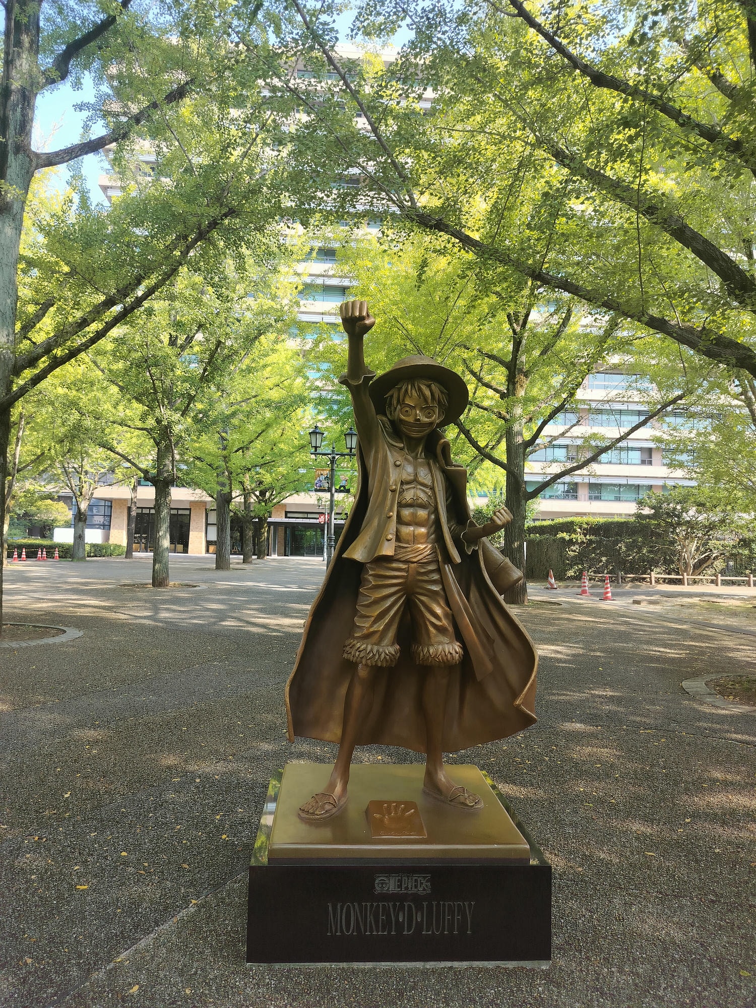 熊本景點┃草帽海賊團10座銅像捕獲 熊本自由行海賊迷 高森佛朗基縣廳魯夫 萌之里娜美 索隆喬巴香吉士 布魯克騙人布