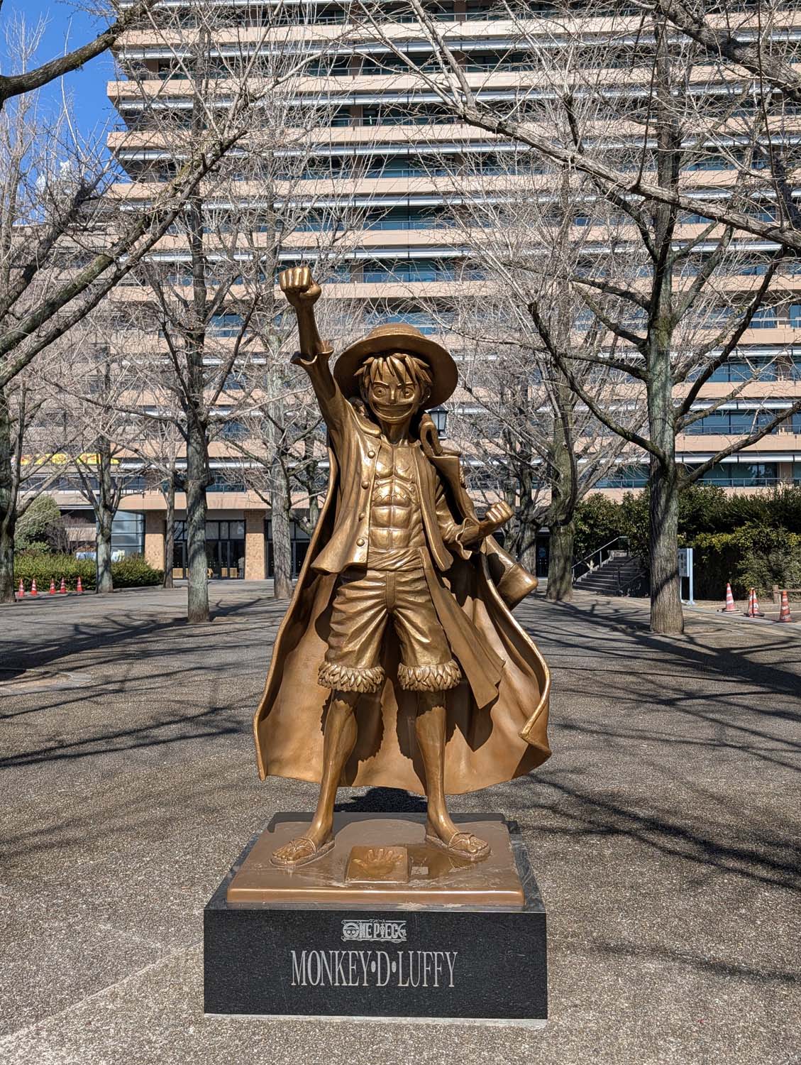 熊本景點┃草帽海賊團10座銅像捕獲 熊本自由行海賊迷 高森佛朗基縣廳魯夫 萌之里娜美 索隆喬巴香吉士 布魯克騙人布