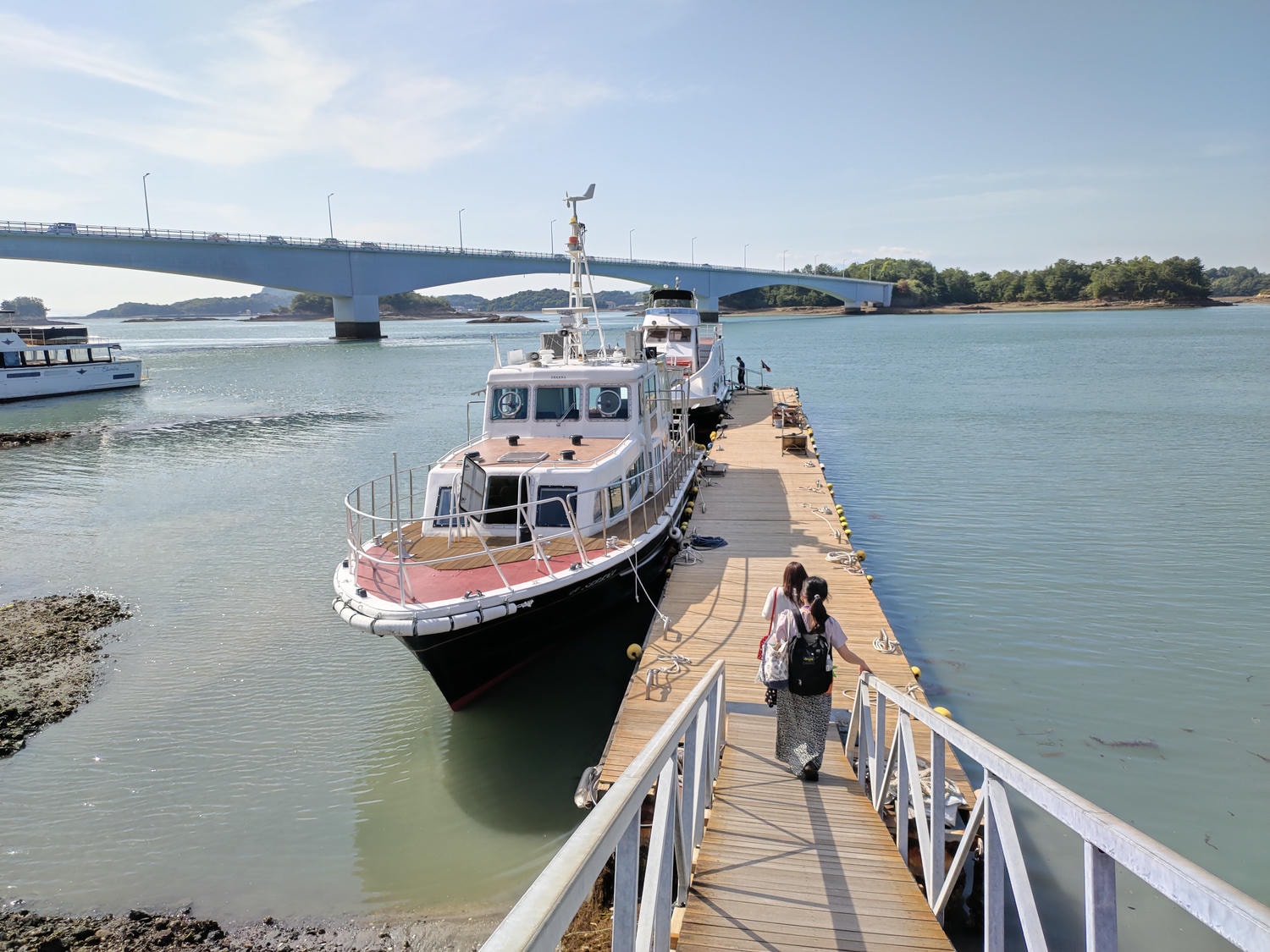 熊本自由行天草┃市區櫻町客運巴士or熊本站列車 野生海豚超可愛 海鮮蔵吃燒烤 L’isola購物 天草寶島線船三角站A列車 - 第73張圖 熊本自由行天草┃市區櫻町客運巴士or熊本站列車 野生海豚超可愛 海鮮蔵吃燒烤 L’isola購物 天草寶島線船三角站A列車