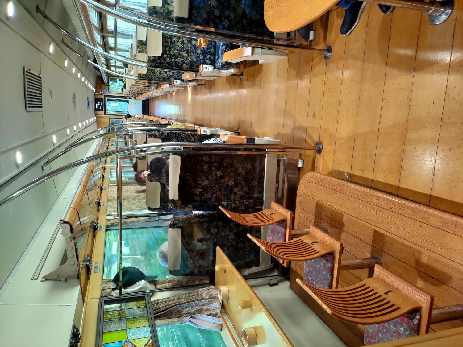 熊本自由行天草┃市區櫻町客運巴士or熊本站列車 野生海豚超可愛 海鮮蔵吃燒烤 L’isola購物 天草寶島線船三角站A列車 - 第91張圖 熊本自由行天草┃市區櫻町客運巴士or熊本站列車 野生海豚超可愛 海鮮蔵吃燒烤 L’isola購物 天草寶島線船三角站A列車