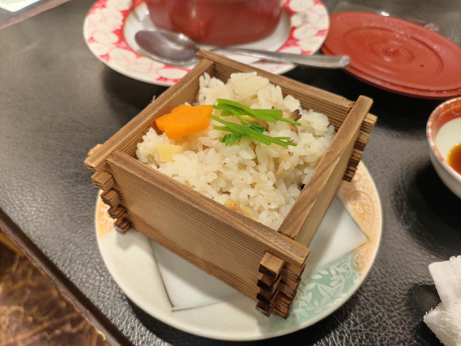 熊本阿蘇住宿┃頂樓天然溫泉絕佳田園風景「阿蘇廣場飯店」(Aso Plaza Hotel)一泊二食 VIP貴賓室品酒 免費接駁車 - 第40張圖 熊本阿蘇住宿┃頂樓天然溫泉絕佳田園風景「阿蘇廣場飯店」(Aso Plaza Hotel)一泊二食 VIP貴賓室品酒 免費接駁車