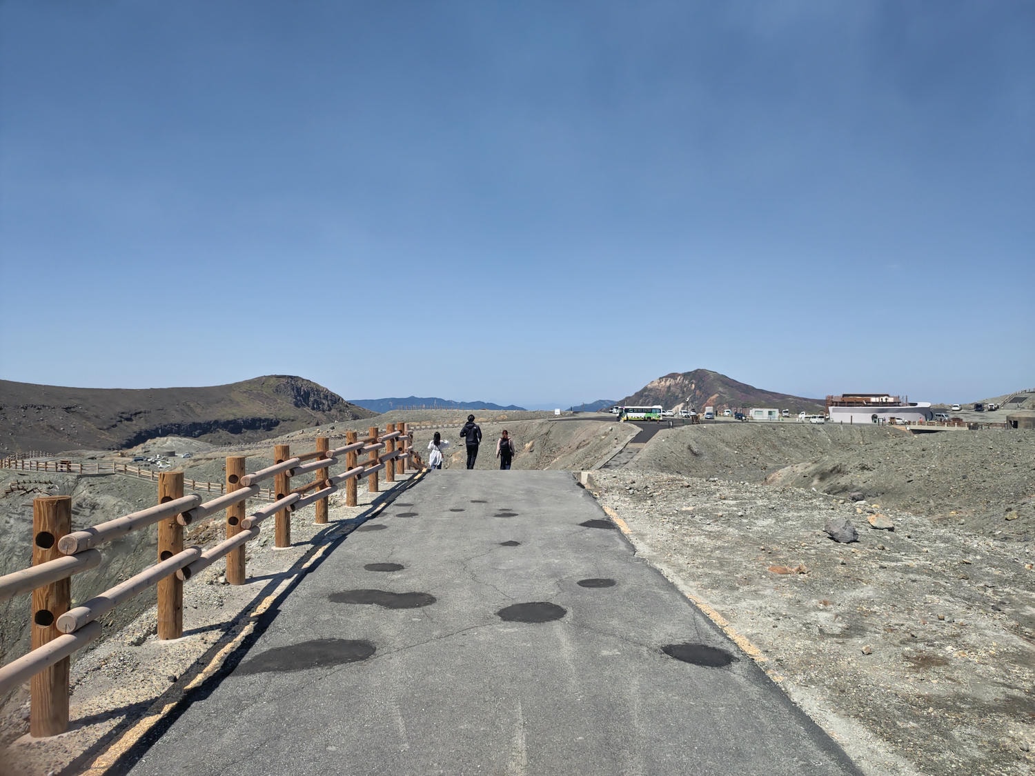 熊本景點阿蘇自由行┃交通整理!近看震撼阿蘇中岳火山口噴煙 騎馬欣賞阿蘇草千里濱草原 douce Nucca赤牛漢堡排 - 第42張圖 熊本景點阿蘇自由行┃交通整理!近看震撼阿蘇中岳火山口噴煙 騎馬欣賞阿蘇草千里濱草原 douce Nucca赤牛漢堡排