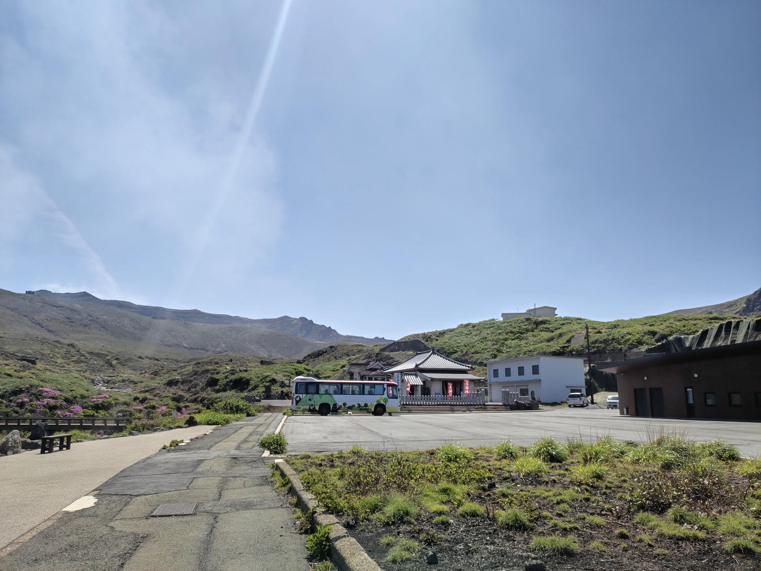 熊本景點阿蘇自由行┃交通整理!近看震撼阿蘇中岳火山口噴煙 騎馬欣賞阿蘇草千里濱草原 douce Nucca赤牛漢堡排 - 第45張圖 熊本景點阿蘇自由行┃交通整理!近看震撼阿蘇中岳火山口噴煙 騎馬欣賞阿蘇草千里濱草原 douce Nucca赤牛漢堡排