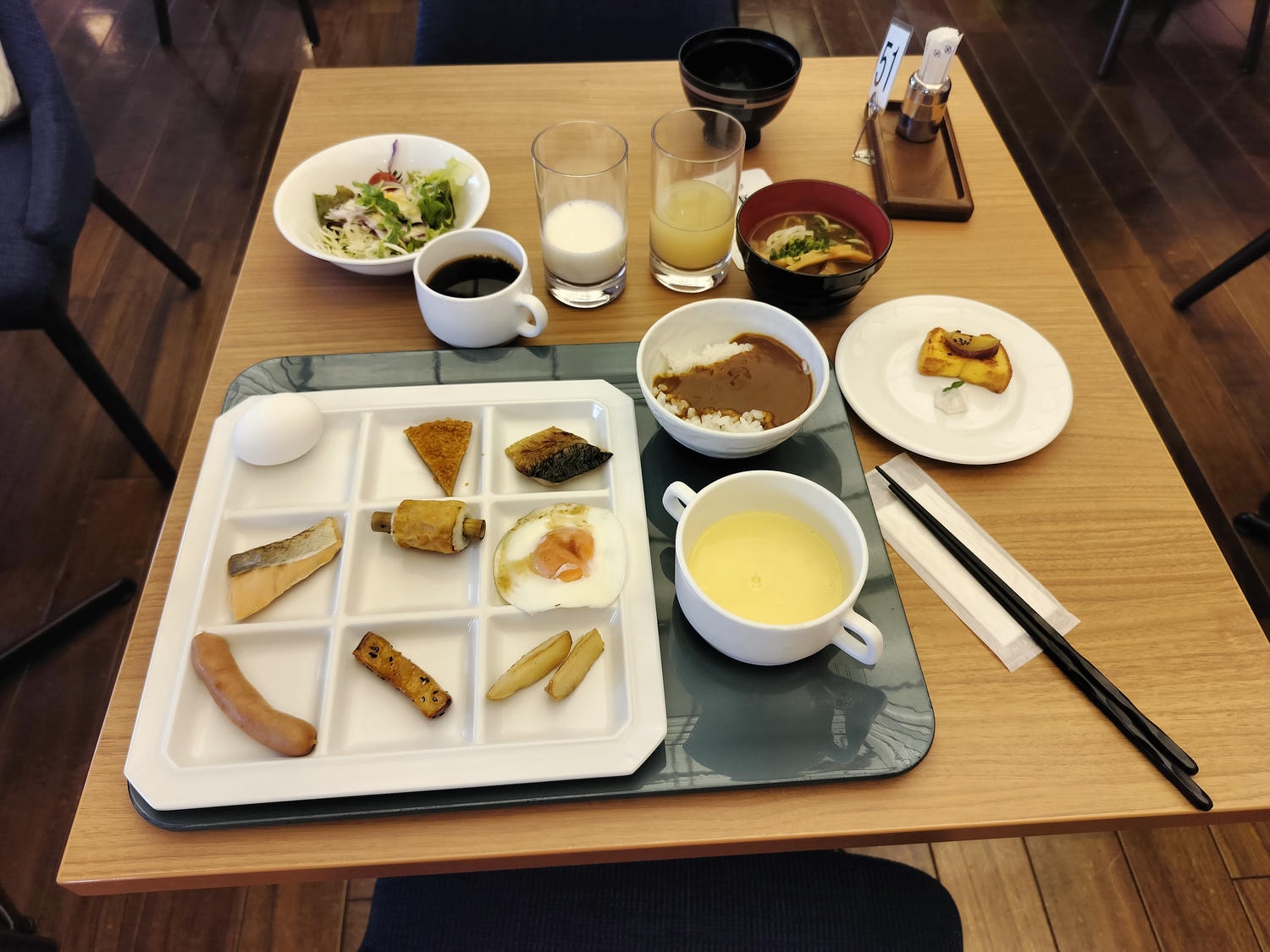 德島住宿┃緊連德島站 JR德島克萊蒙特飯店 (JR Hotel Clement Tokushima)站前無印良品 loft 松屋牛丼 德島拉麵 - 第21張圖 德島住宿┃緊連德島站 JR德島克萊蒙特飯店 (JR Hotel Clement Tokushima)站前無印良品 loft 松屋牛丼 德島拉麵