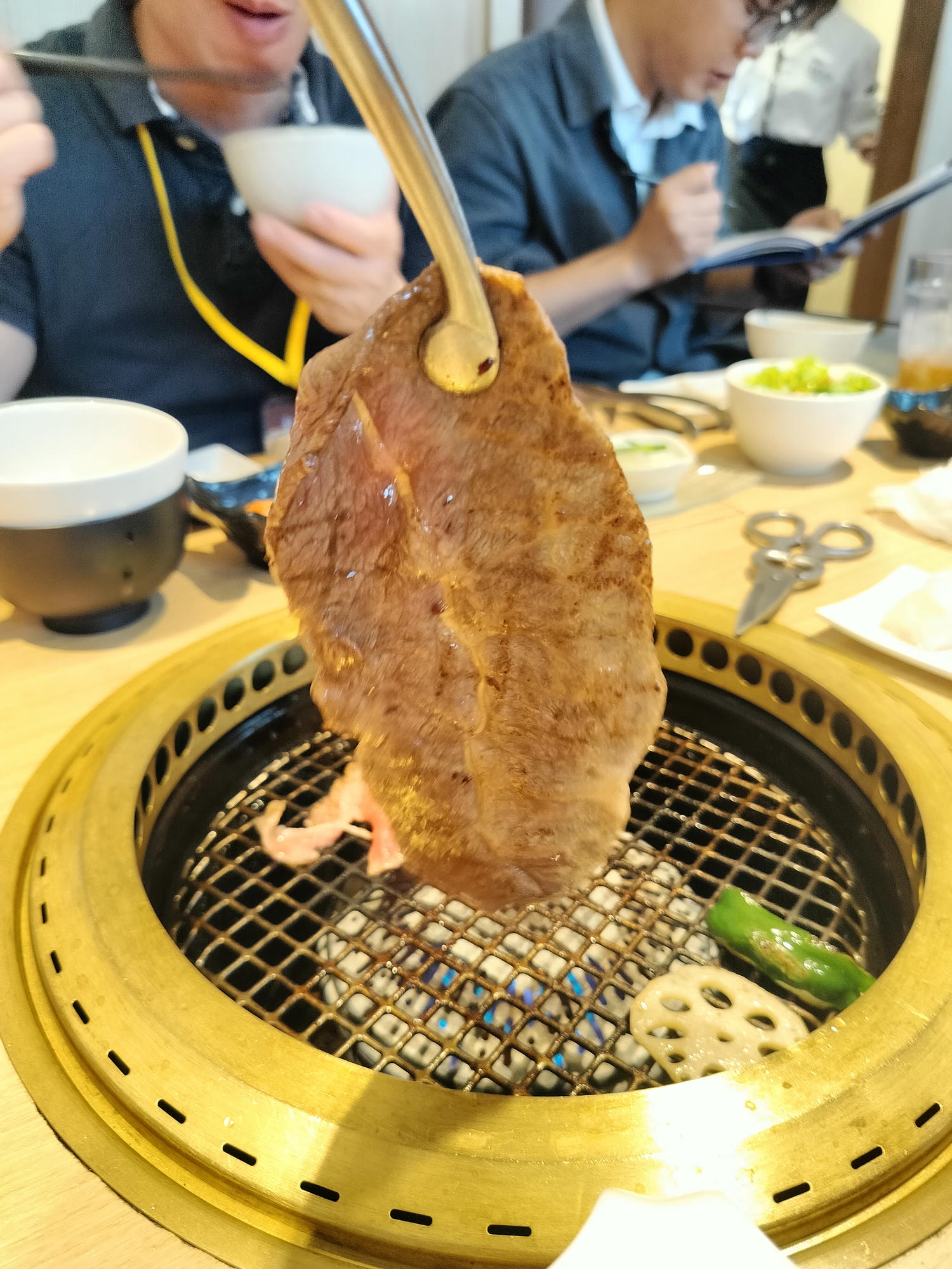 熊本餐廳┃熊本機場開車10分!和牛燒肉LIEBE大津本店(和牛焼肉リーベ)停車場 Google預約 JR熊本AMU PLAZA7樓