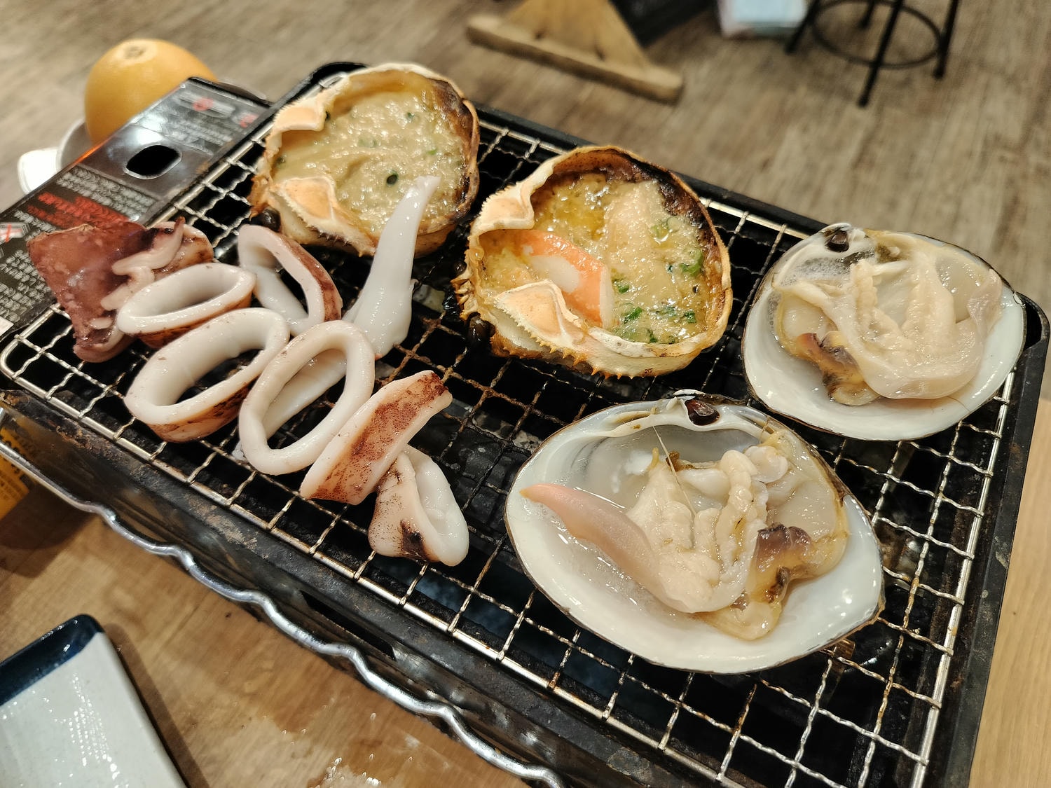 在地人帶路-熊本市區美食┃贰之贰餃子店(弐ノ弐) 老鋪大阪燒大文字炒麵 磯丸水產居酒屋 通筋町站商店街熊本美食 - 第4張圖 在地人帶路-熊本市區美食┃贰之贰餃子店(弐ノ弐) 老鋪大阪燒大文字炒麵 磯丸水產居酒屋 通筋町站商店街熊本美食